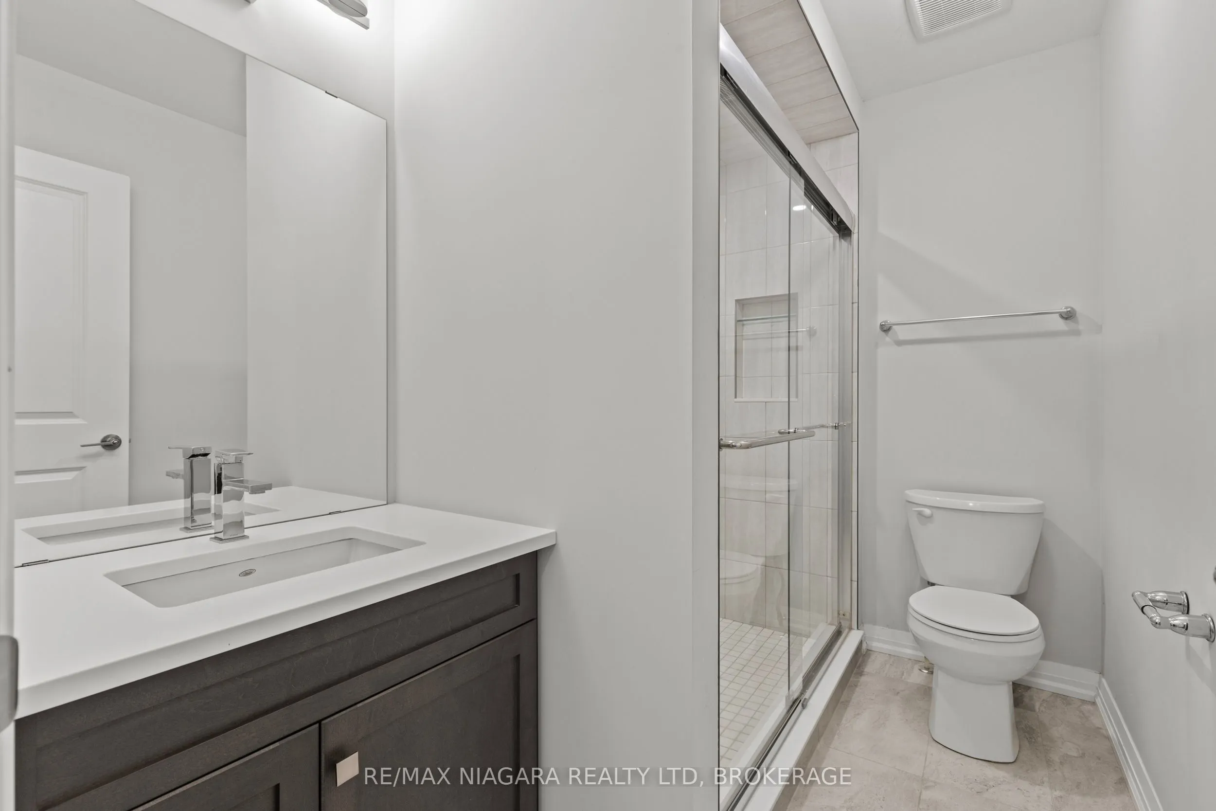 4552 Portage Road, #23