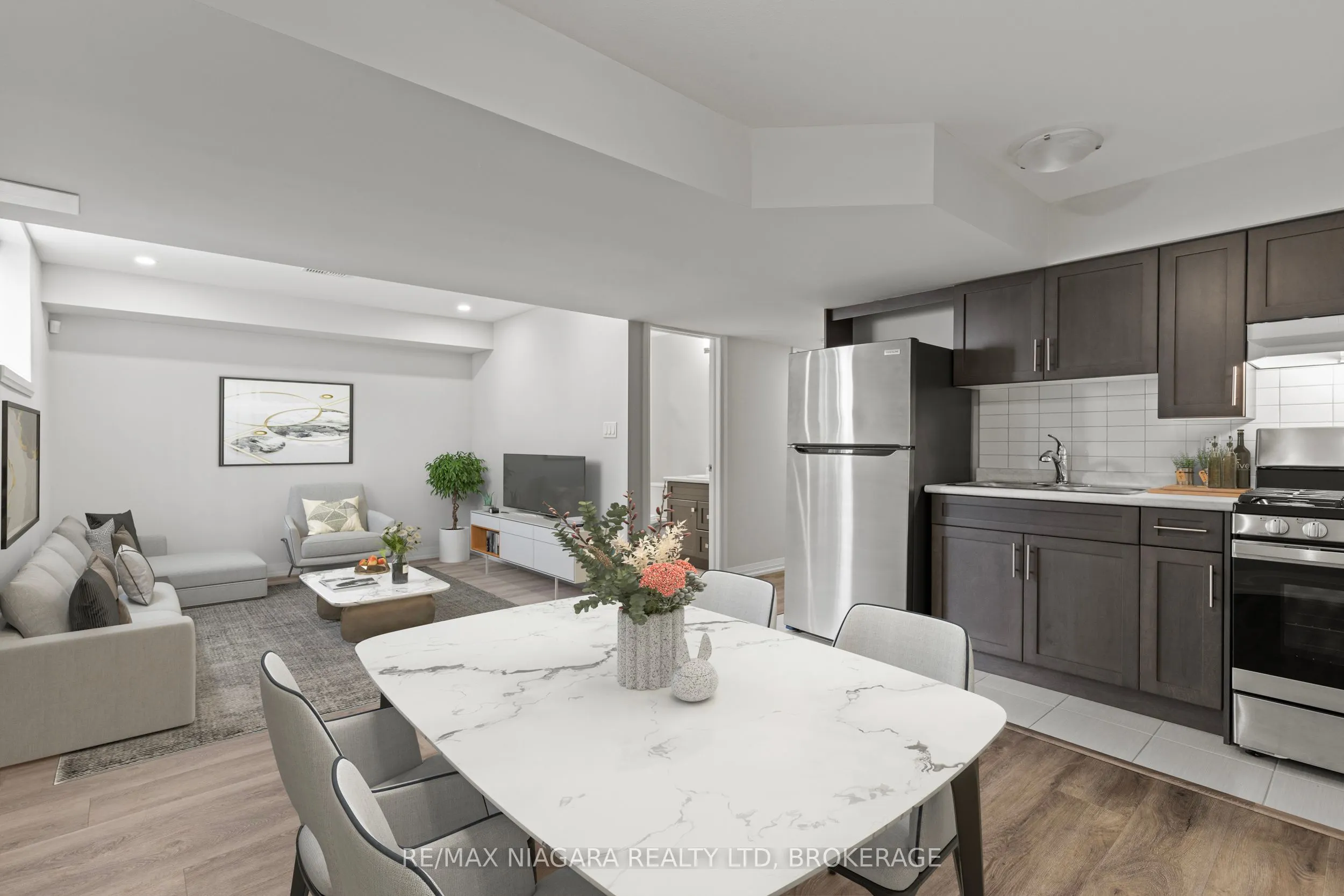 4552 Portage Road, #23