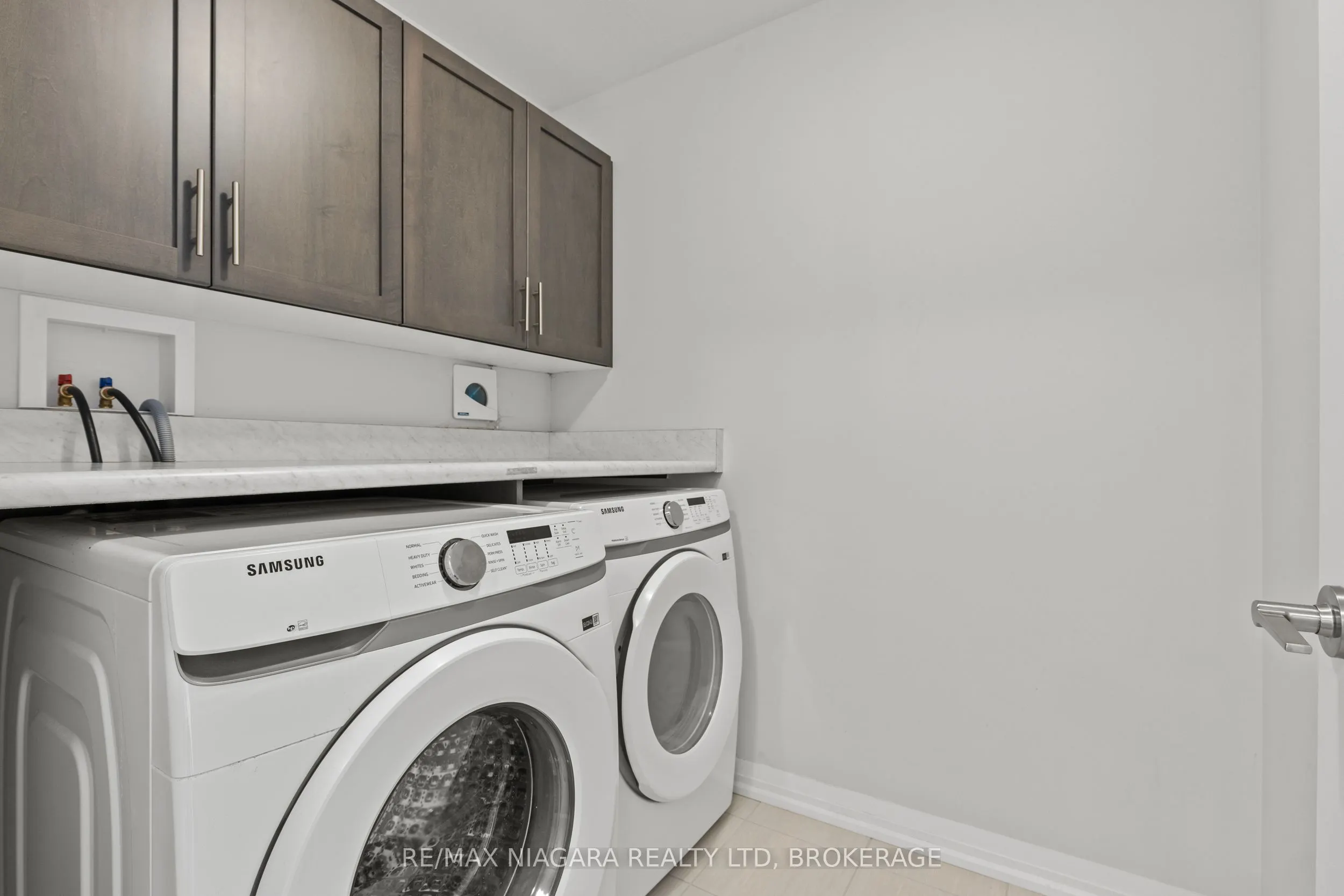 4552 Portage Road, #23
