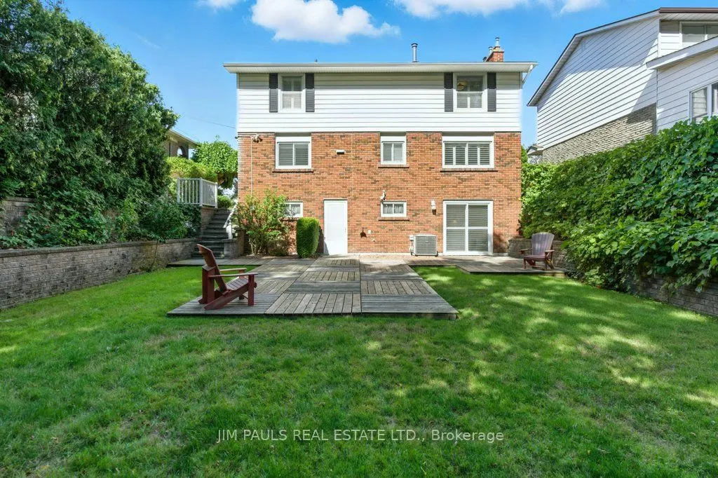 176 Montmorency Drive