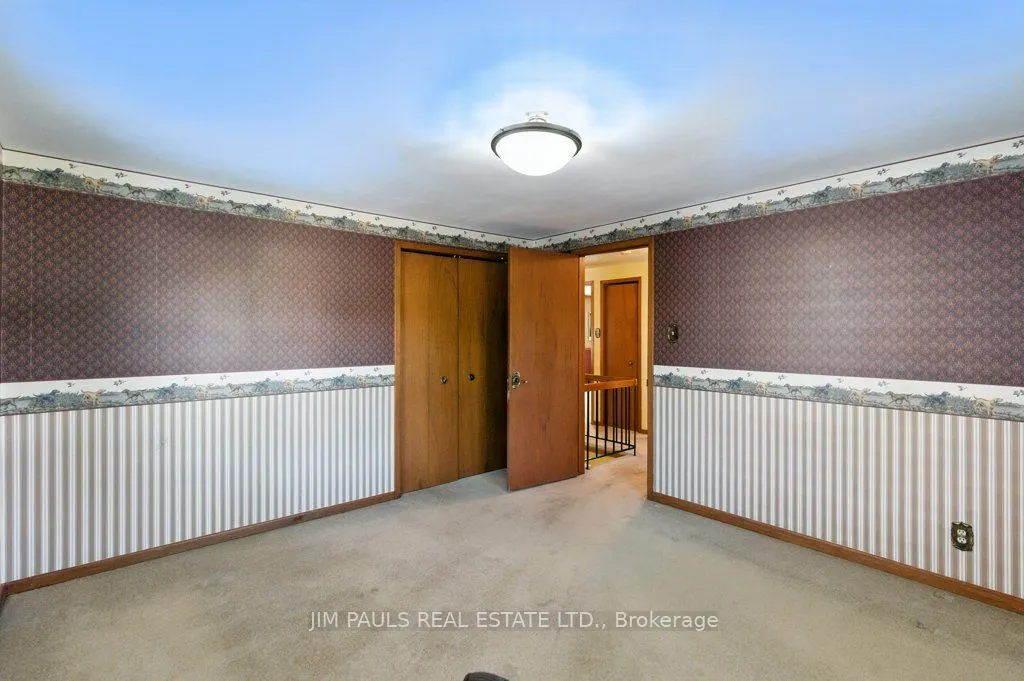 176 Montmorency Drive