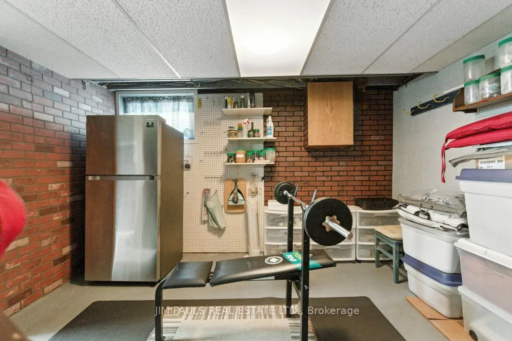 176 Montmorency Drive