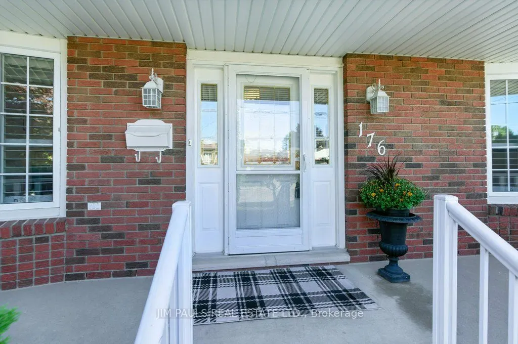 176 Montmorency Drive