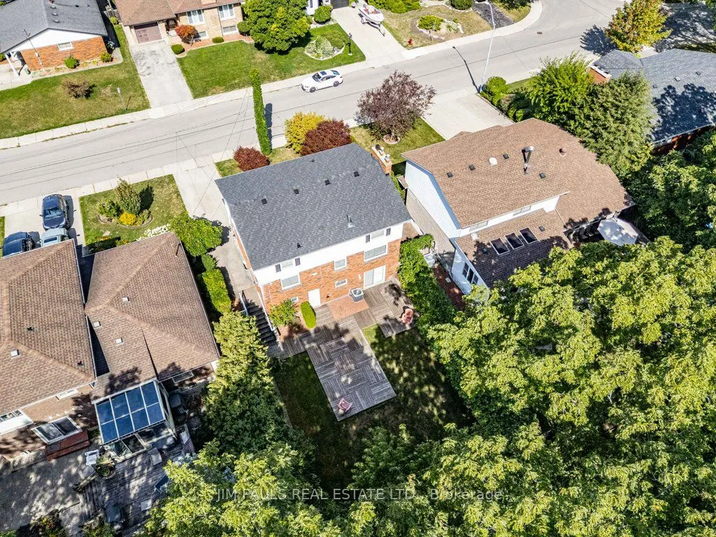176 Montmorency Drive
