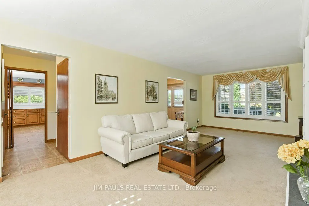 176 Montmorency Drive