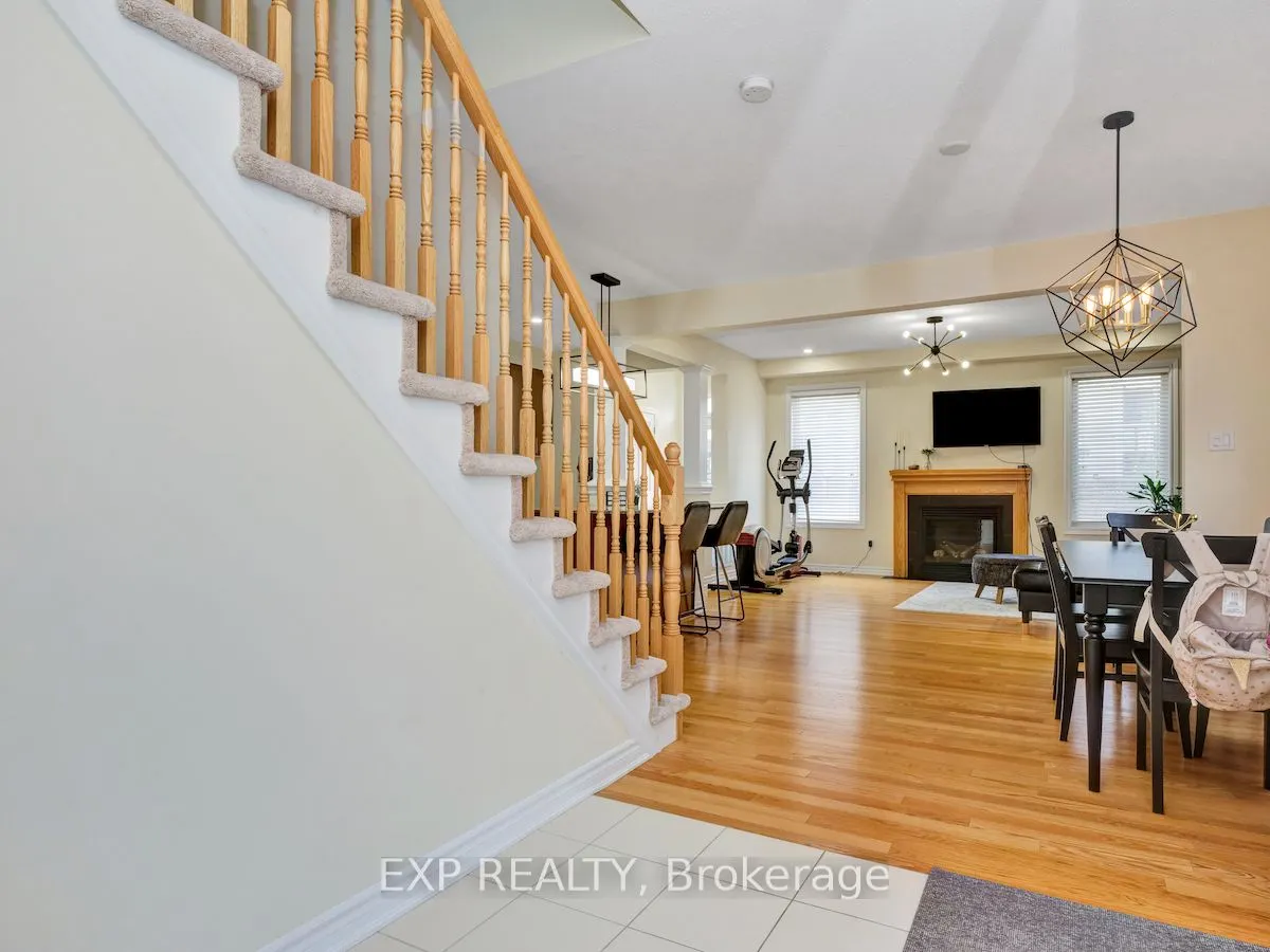 30 PONDHAWK Way