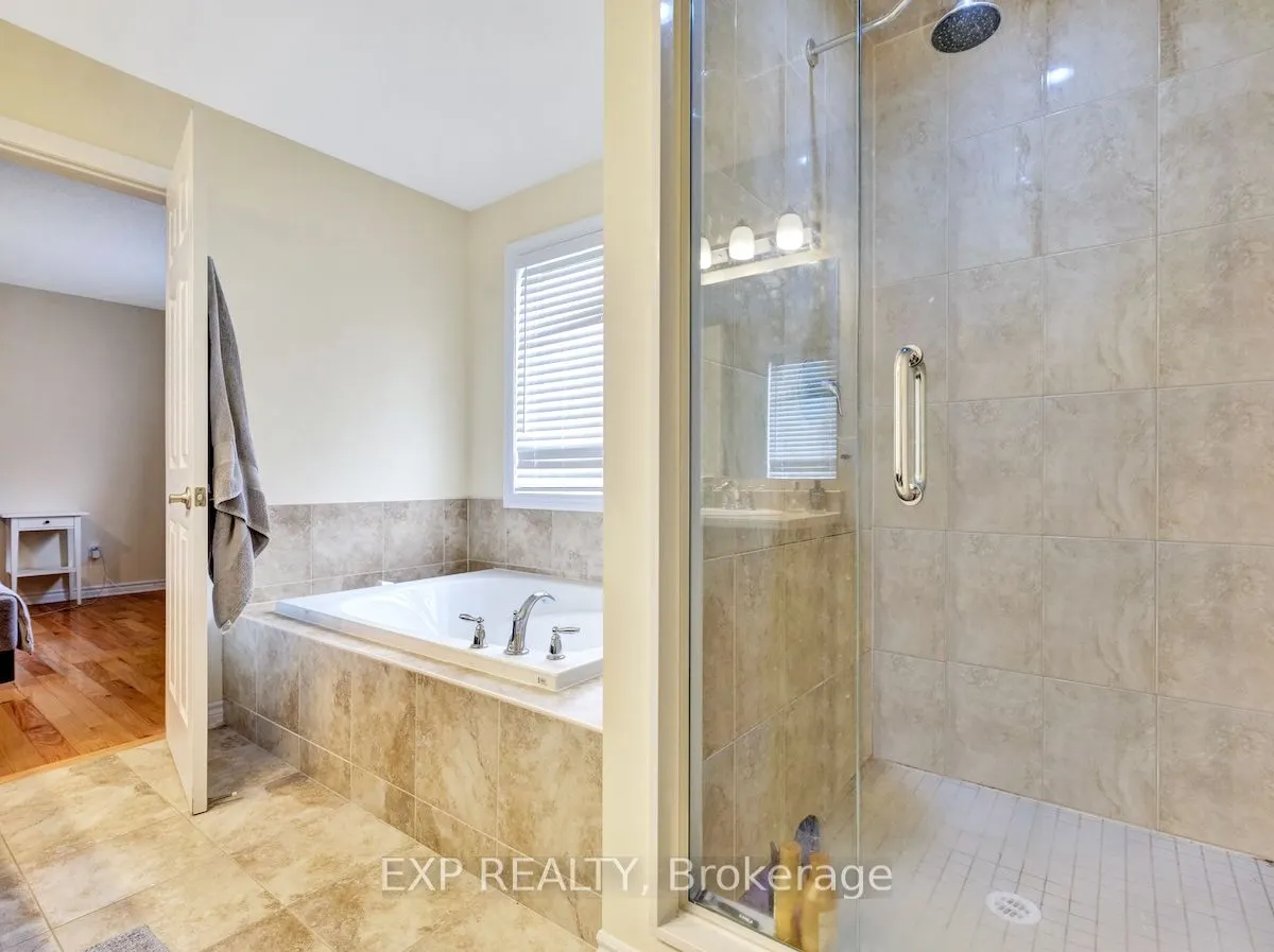 30 PONDHAWK Way