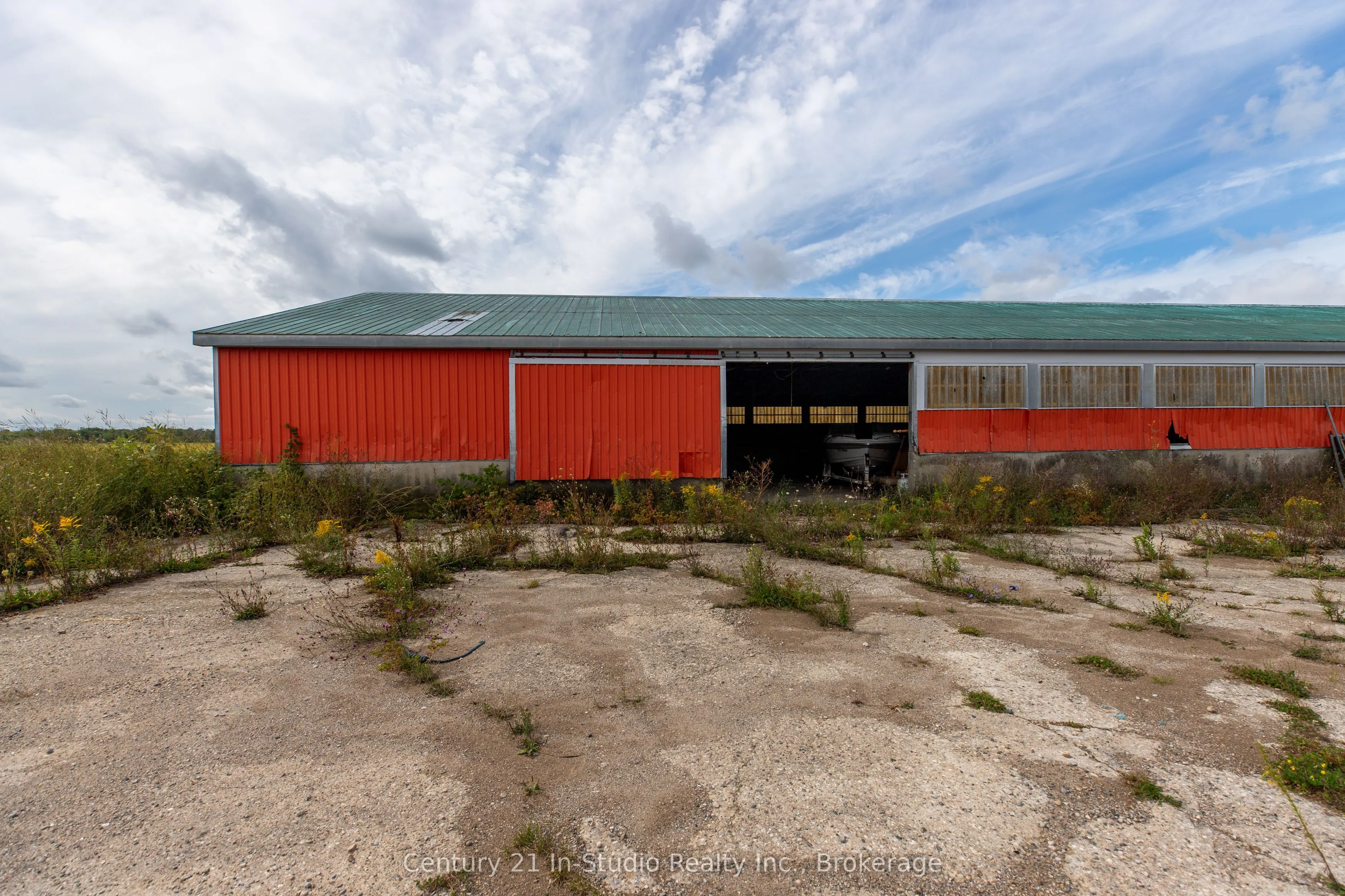 2231 BRUCE ROAD 40