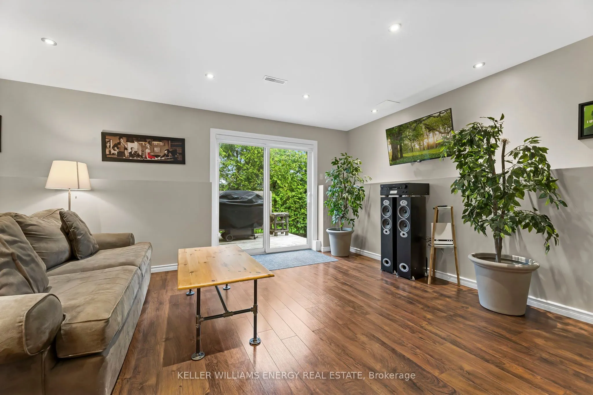 104 Bowen Drive