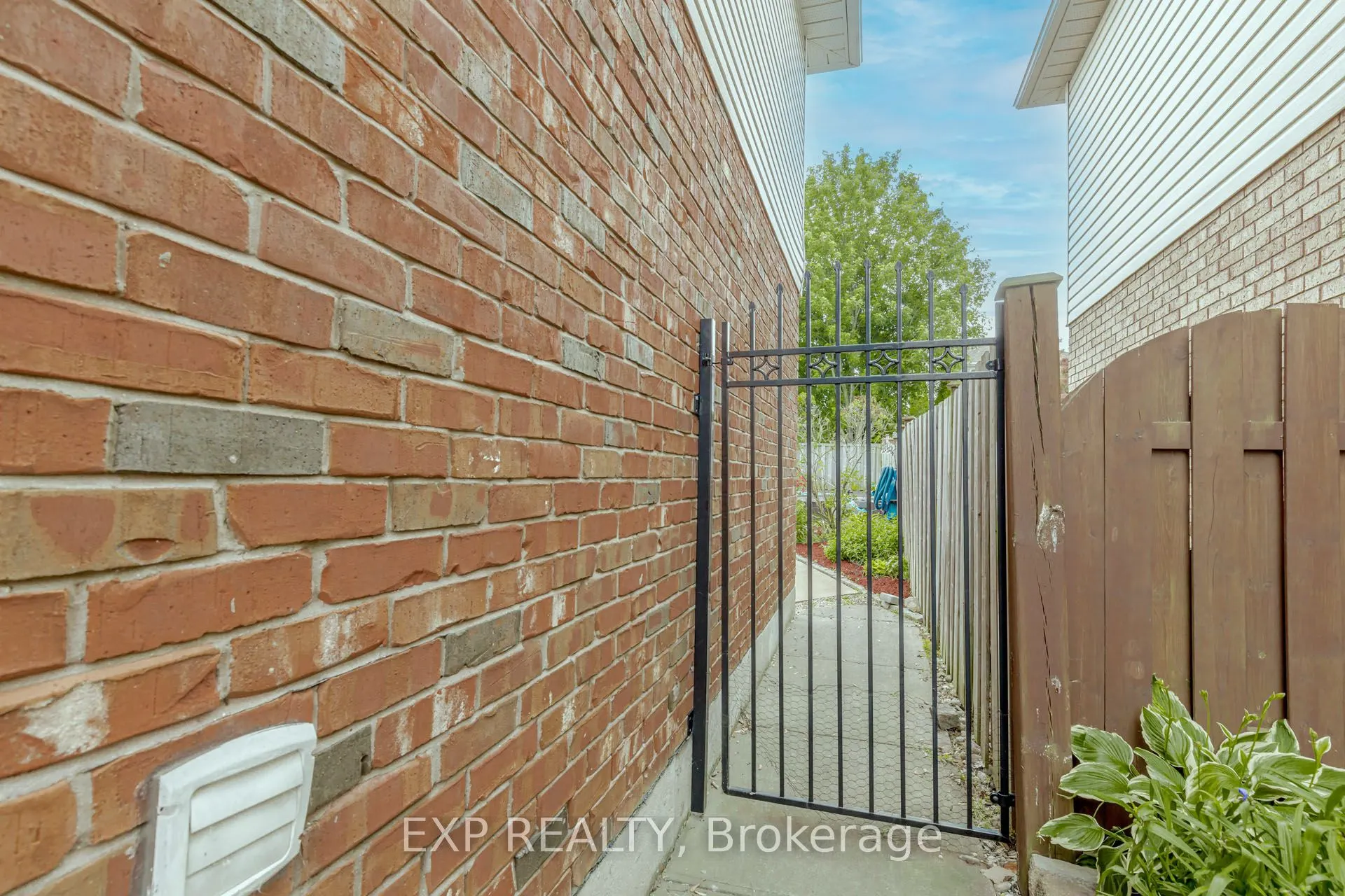 32 Vineberg Drive
