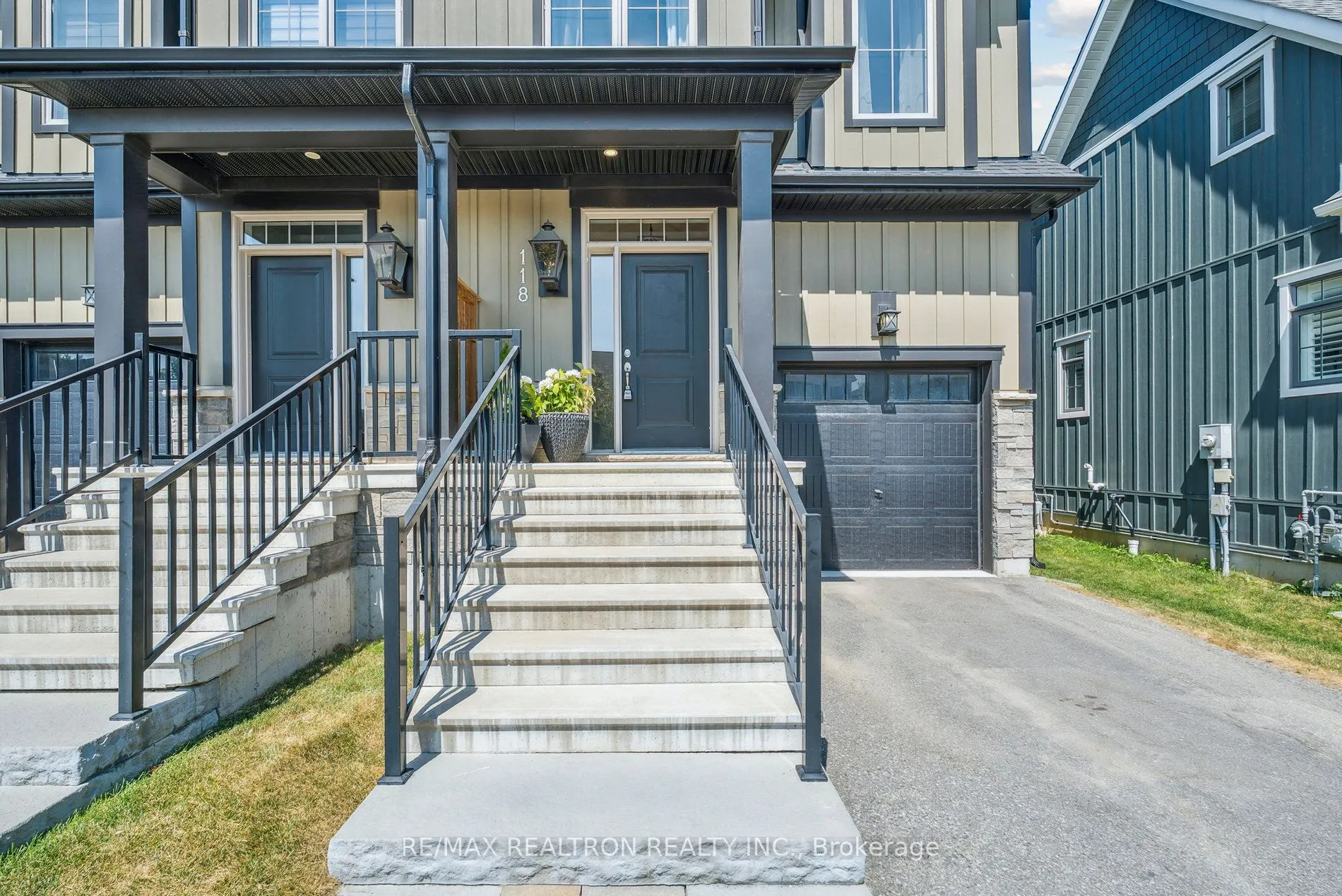 118 Red Pine Street
