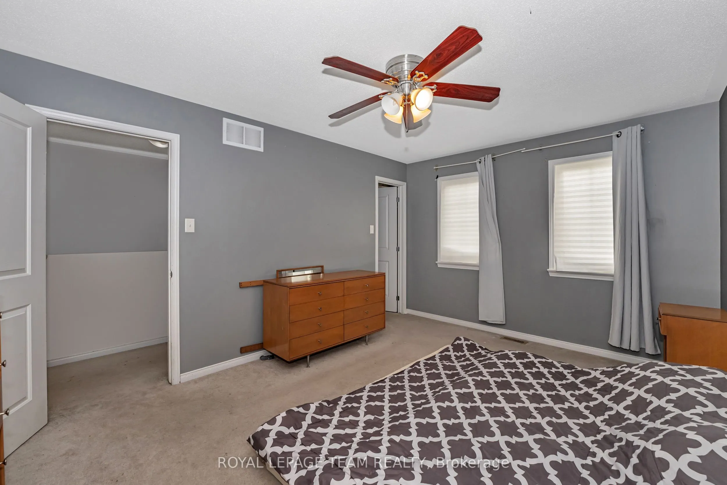625 Pepperville Crescent