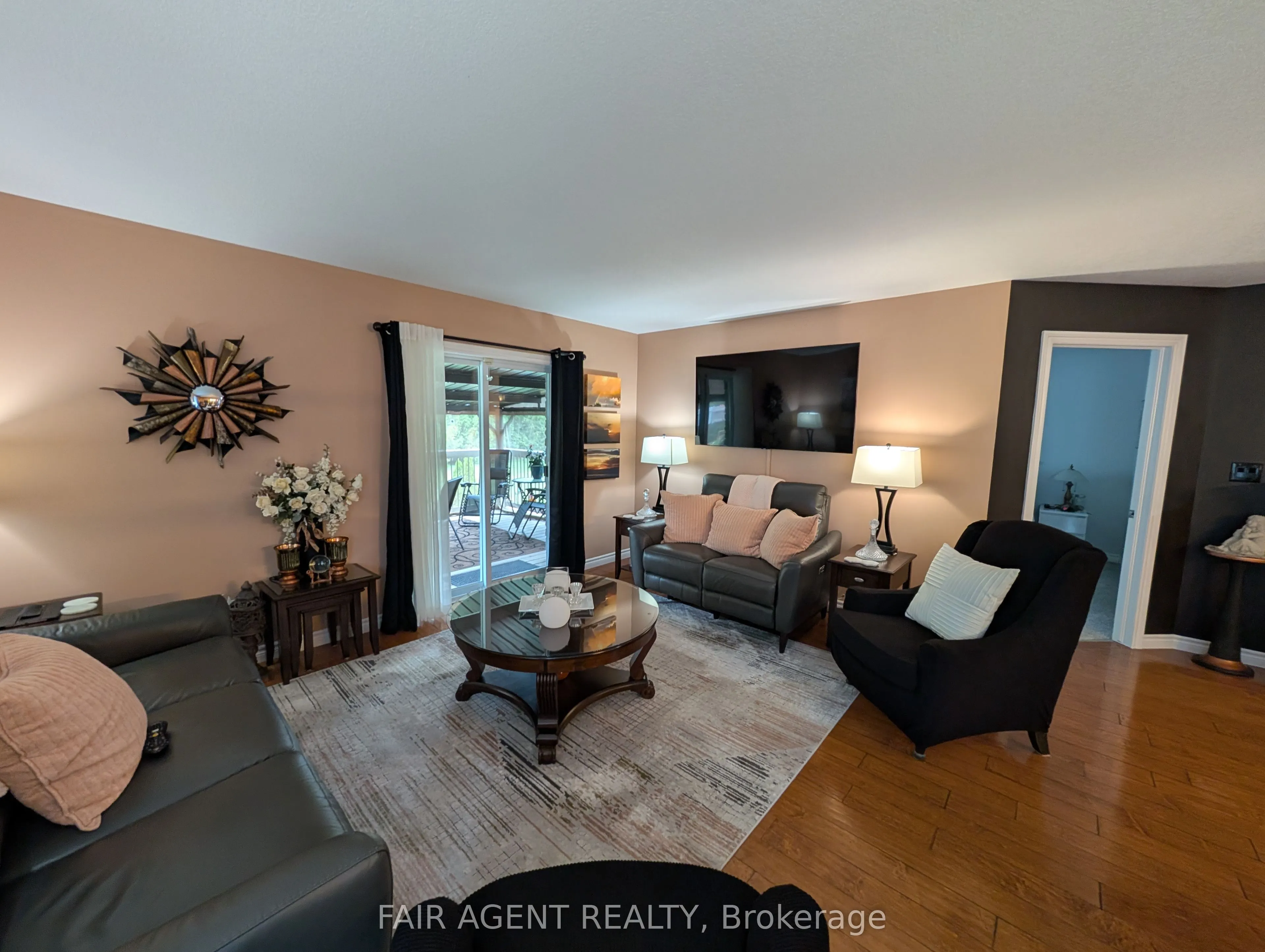110 MILTON SEILER Crescent