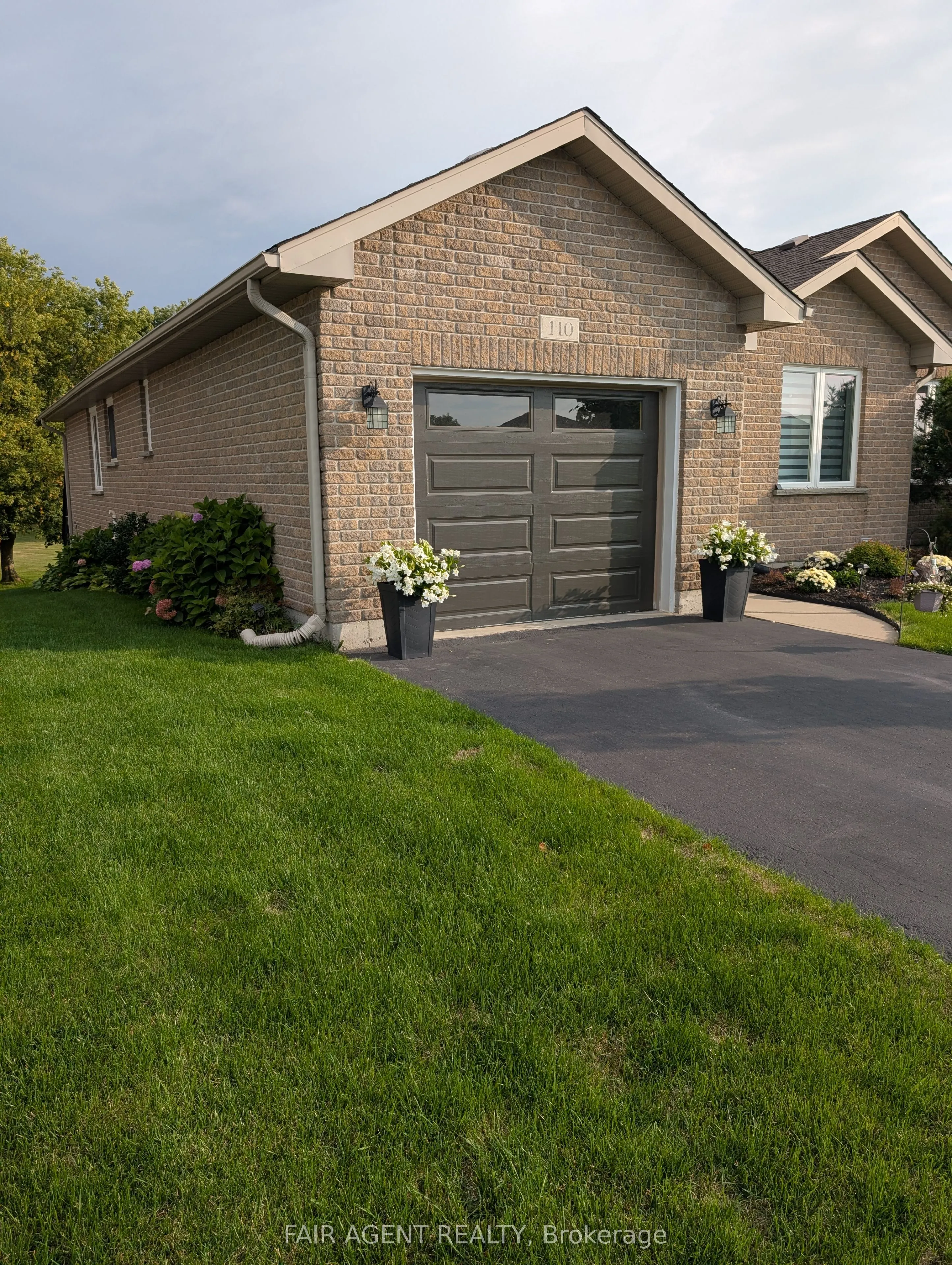 110 MILTON SEILER Crescent