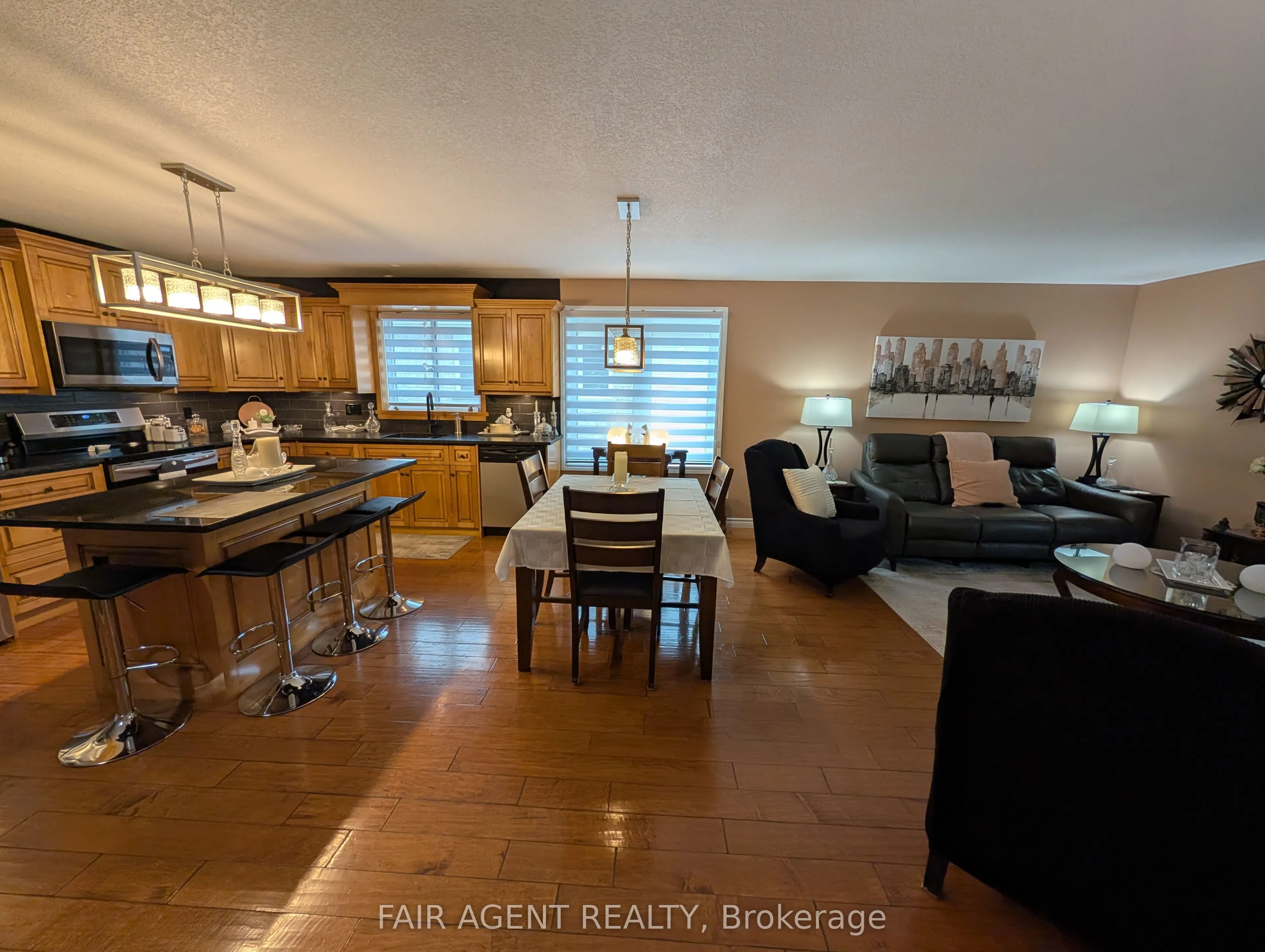 110 MILTON SEILER Crescent