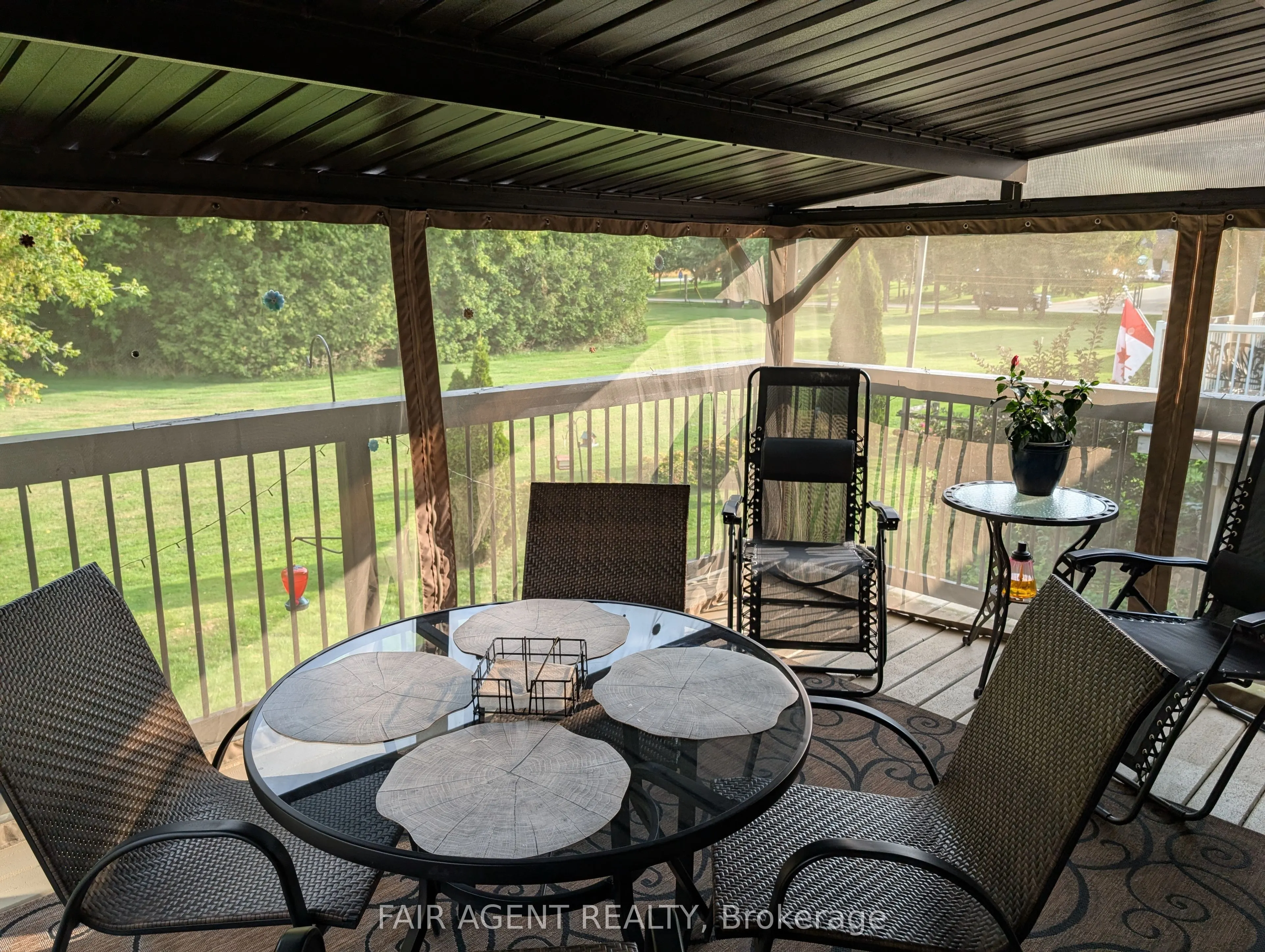 110 MILTON SEILER Crescent