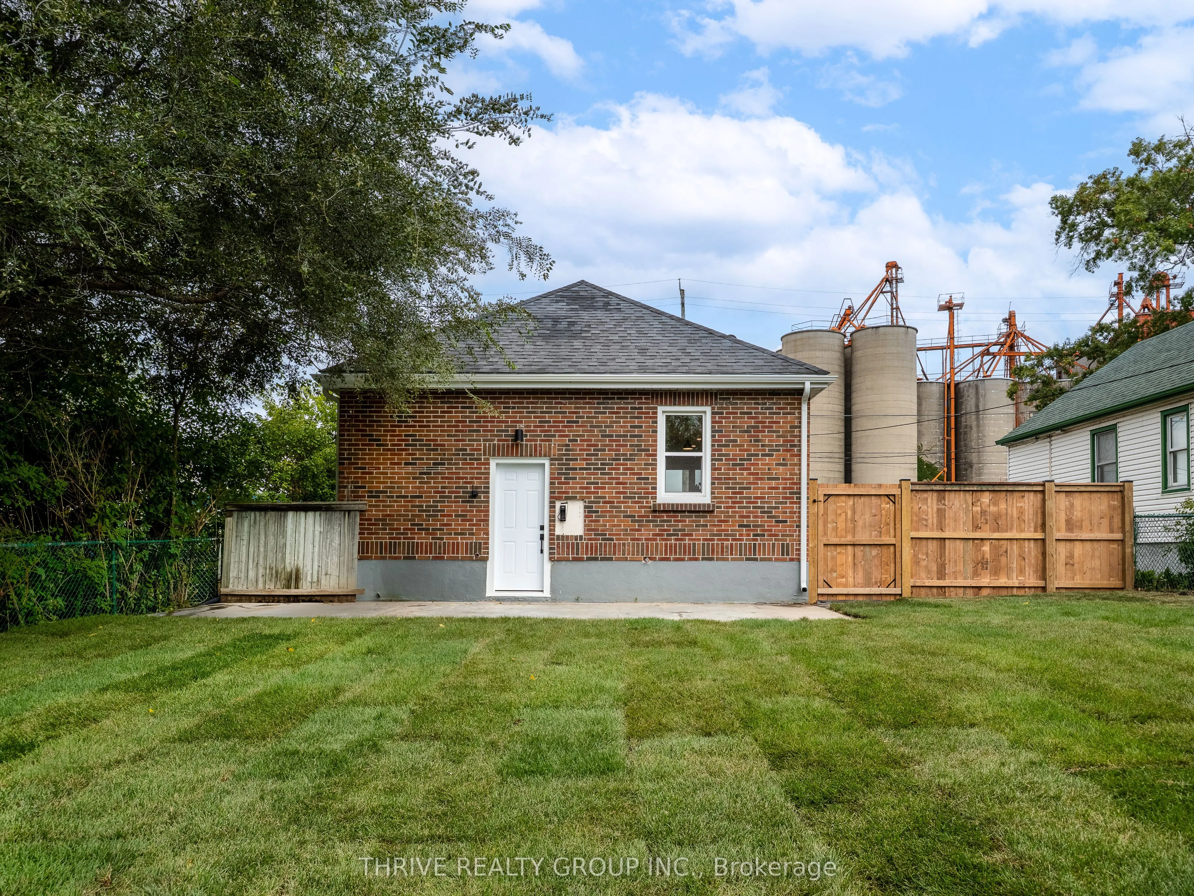 1349 Trafalgar Street