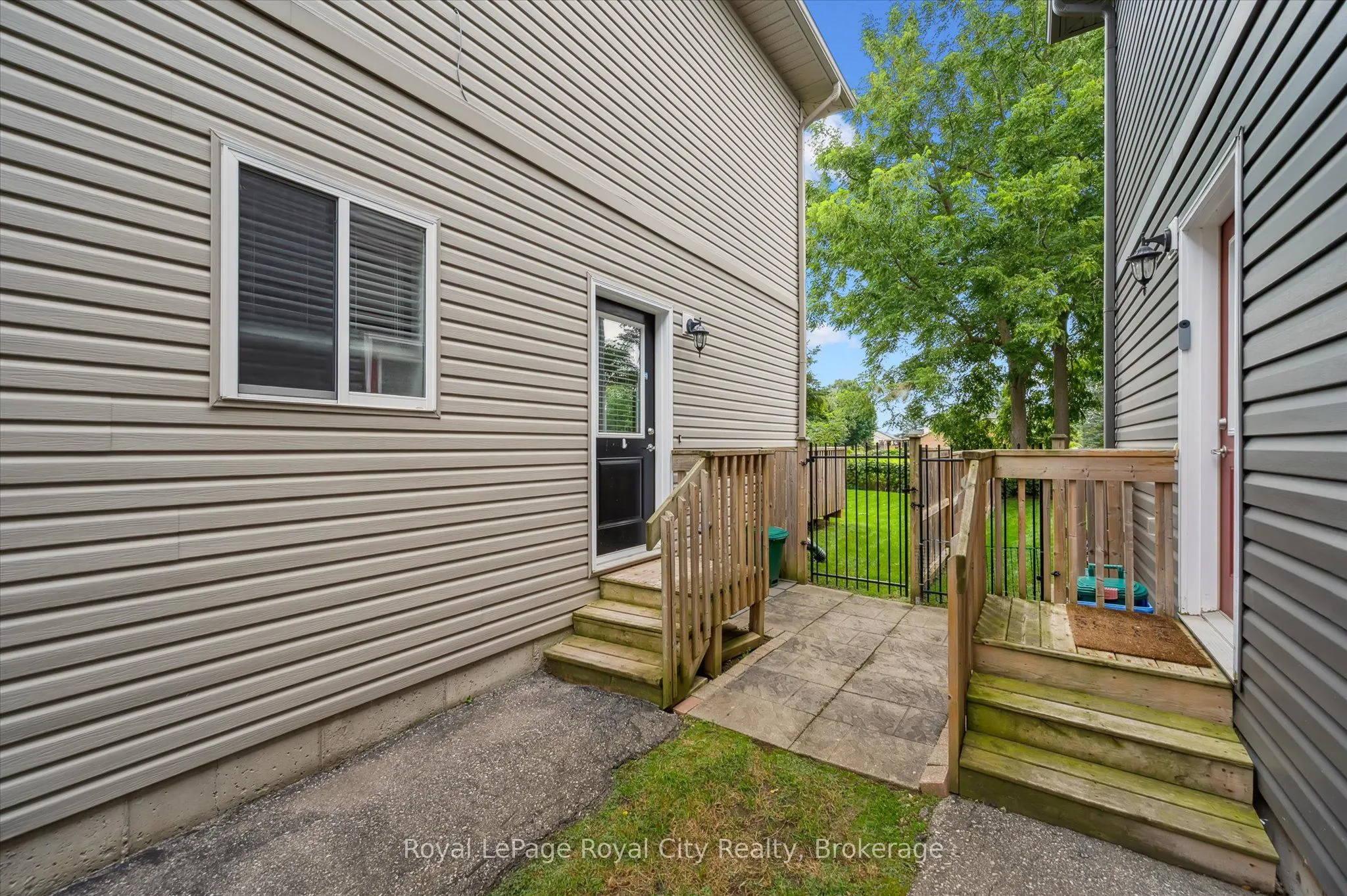 470 Elora Street