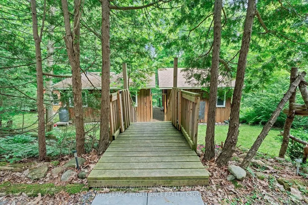 102 Keepsake Lane