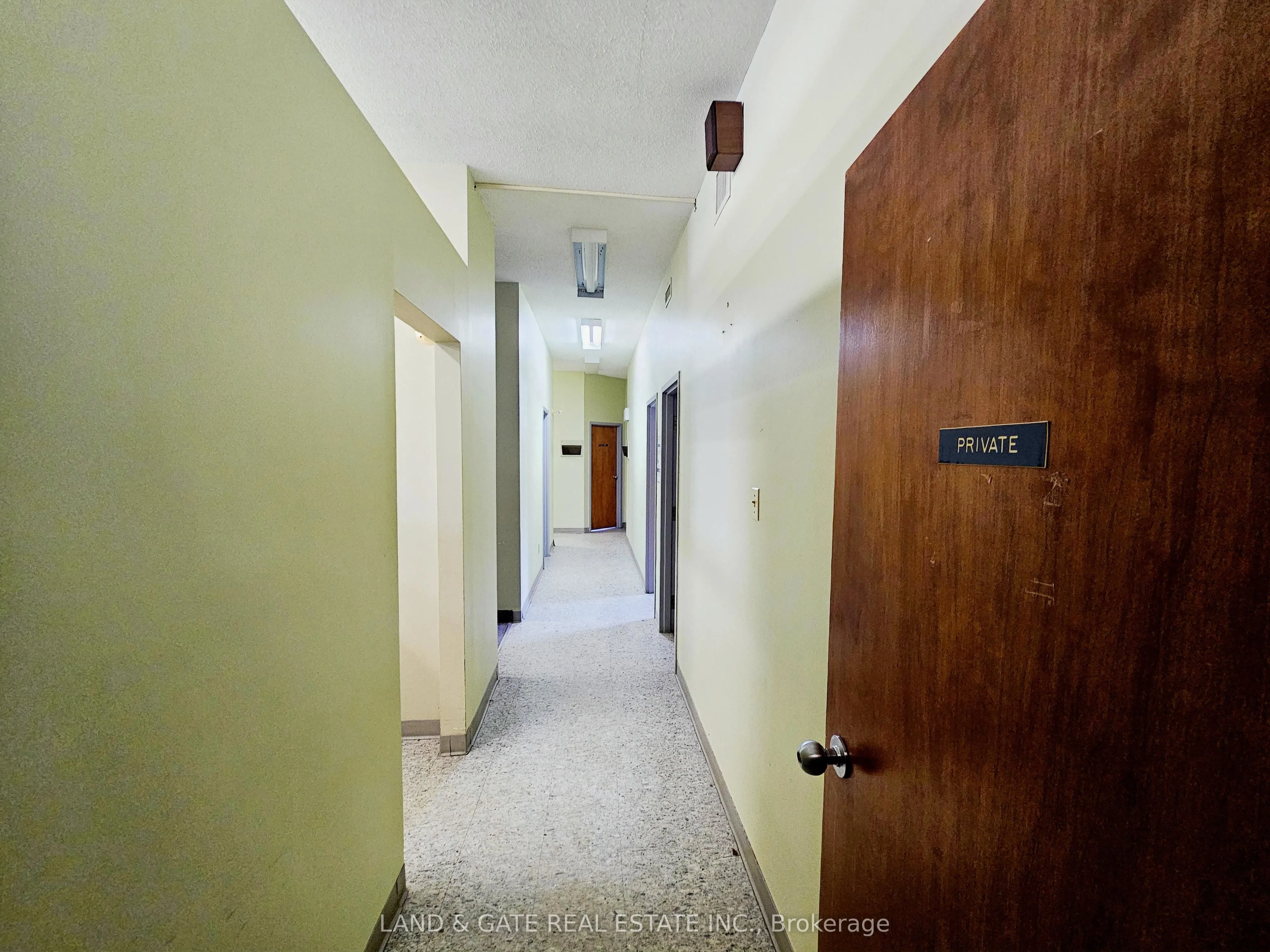 205 Francis Street E, #Upper