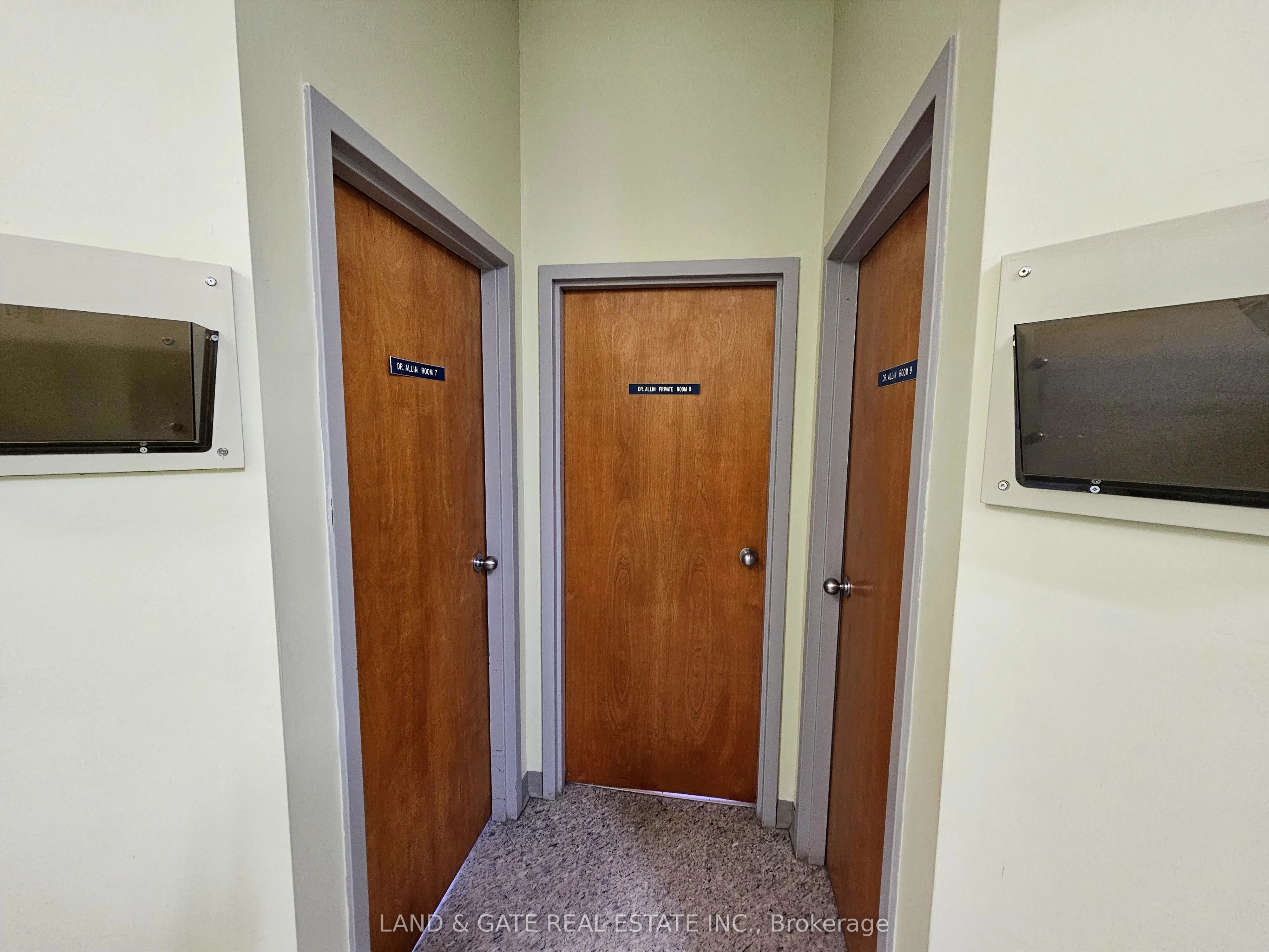 205 Francis Street E, #Upper