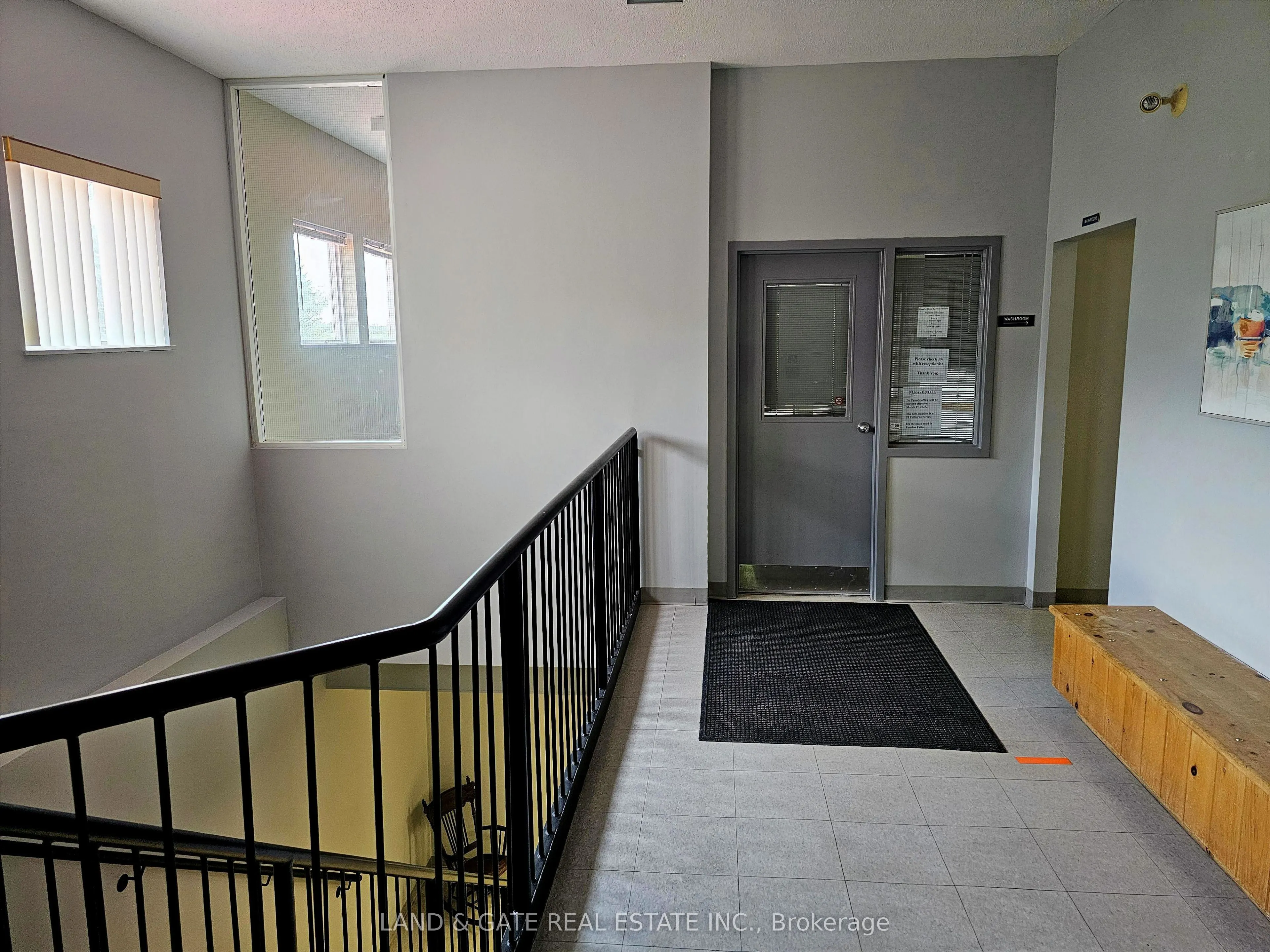 205 Francis Street E, #Upper