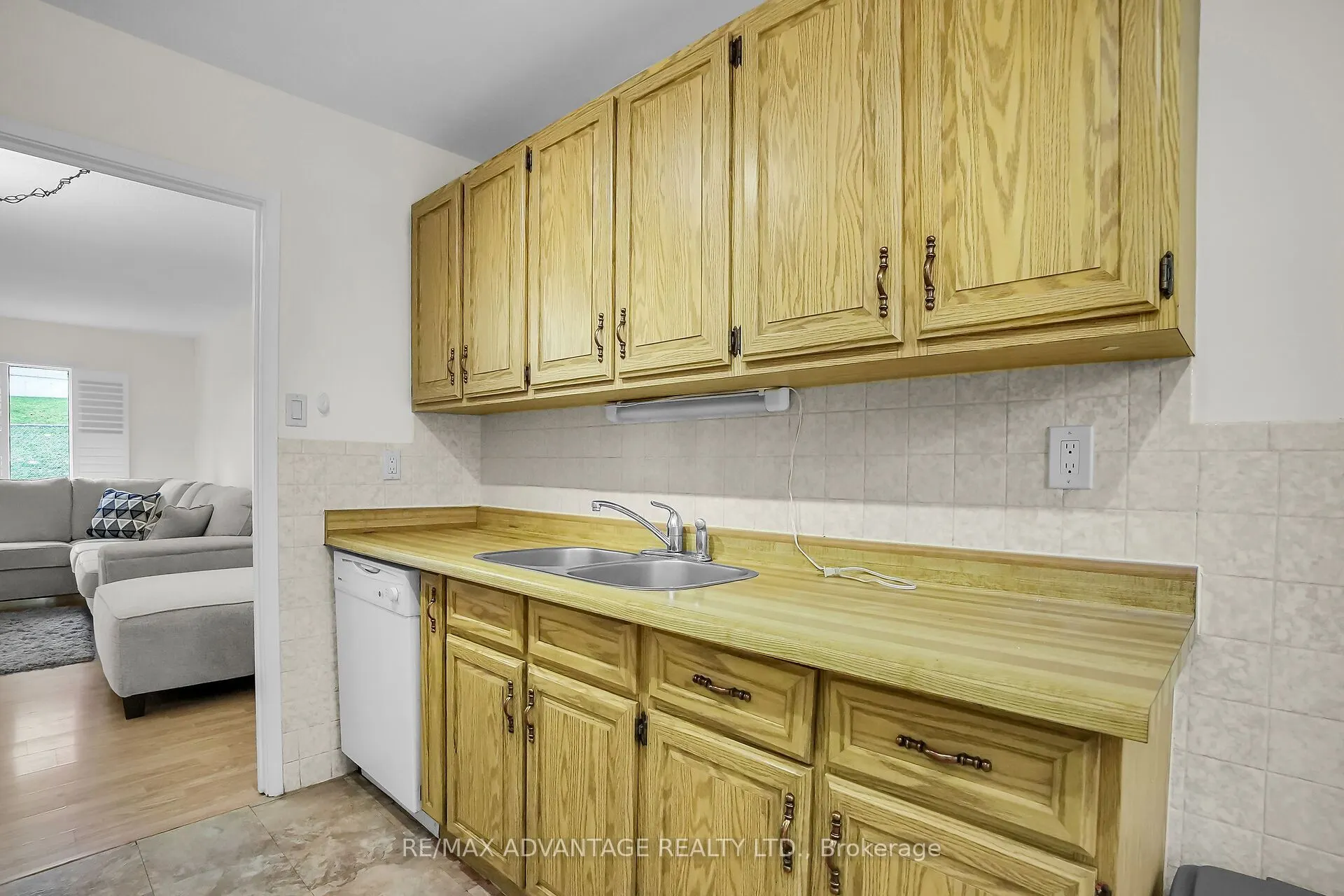634 Wonderland Road S, #60