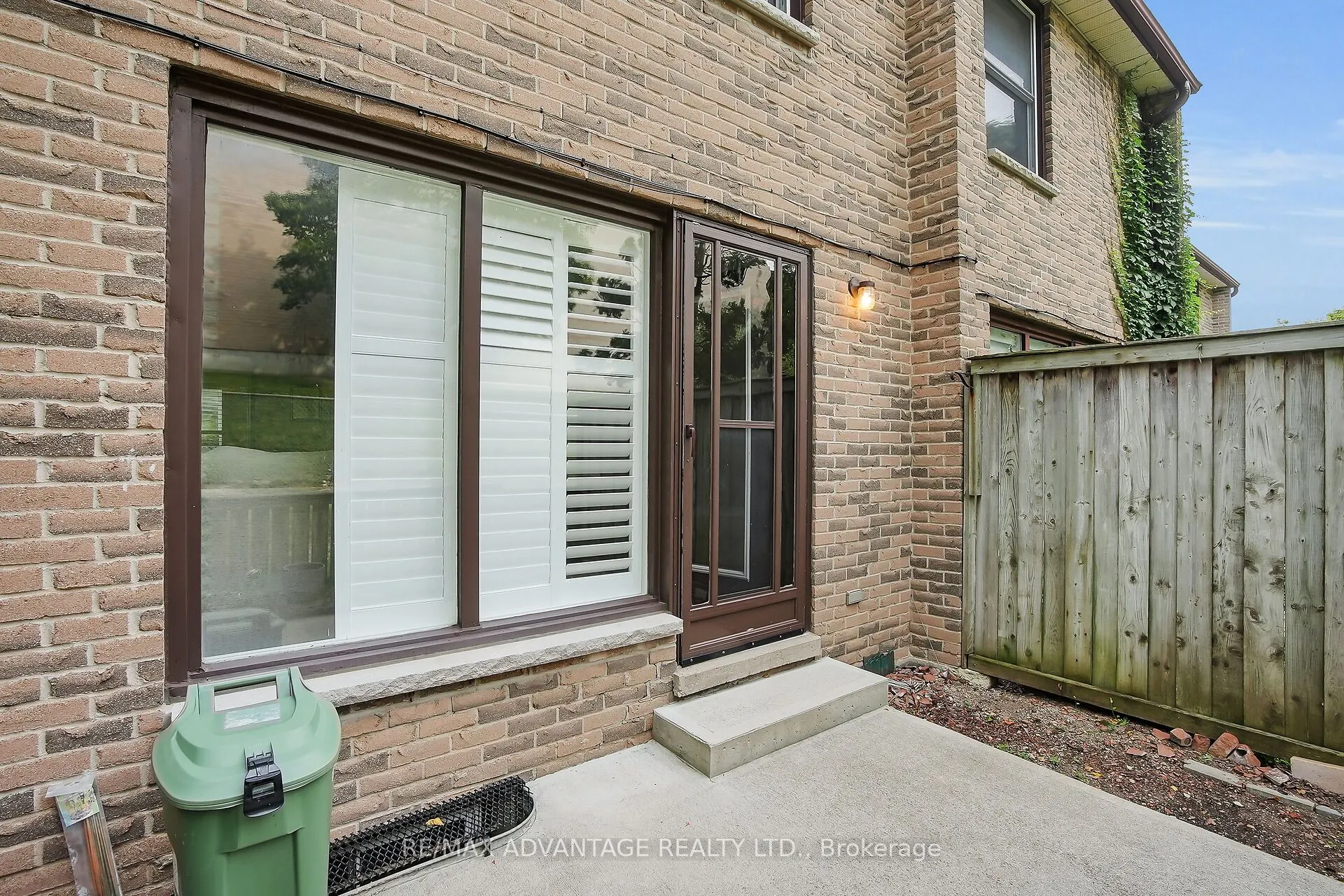 634 Wonderland Road S, #60