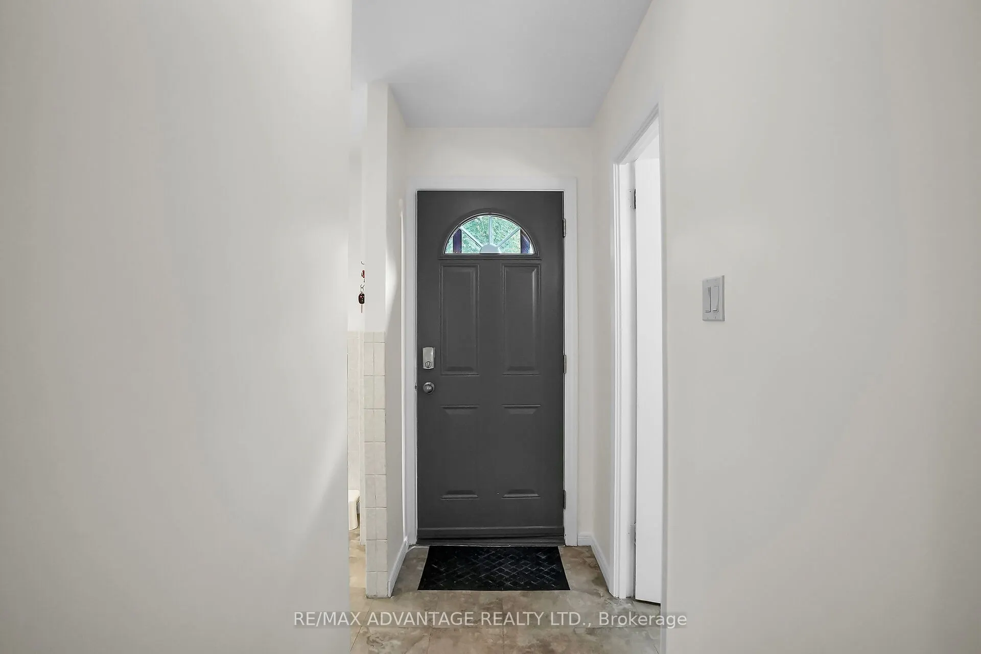 634 Wonderland Road S, #60