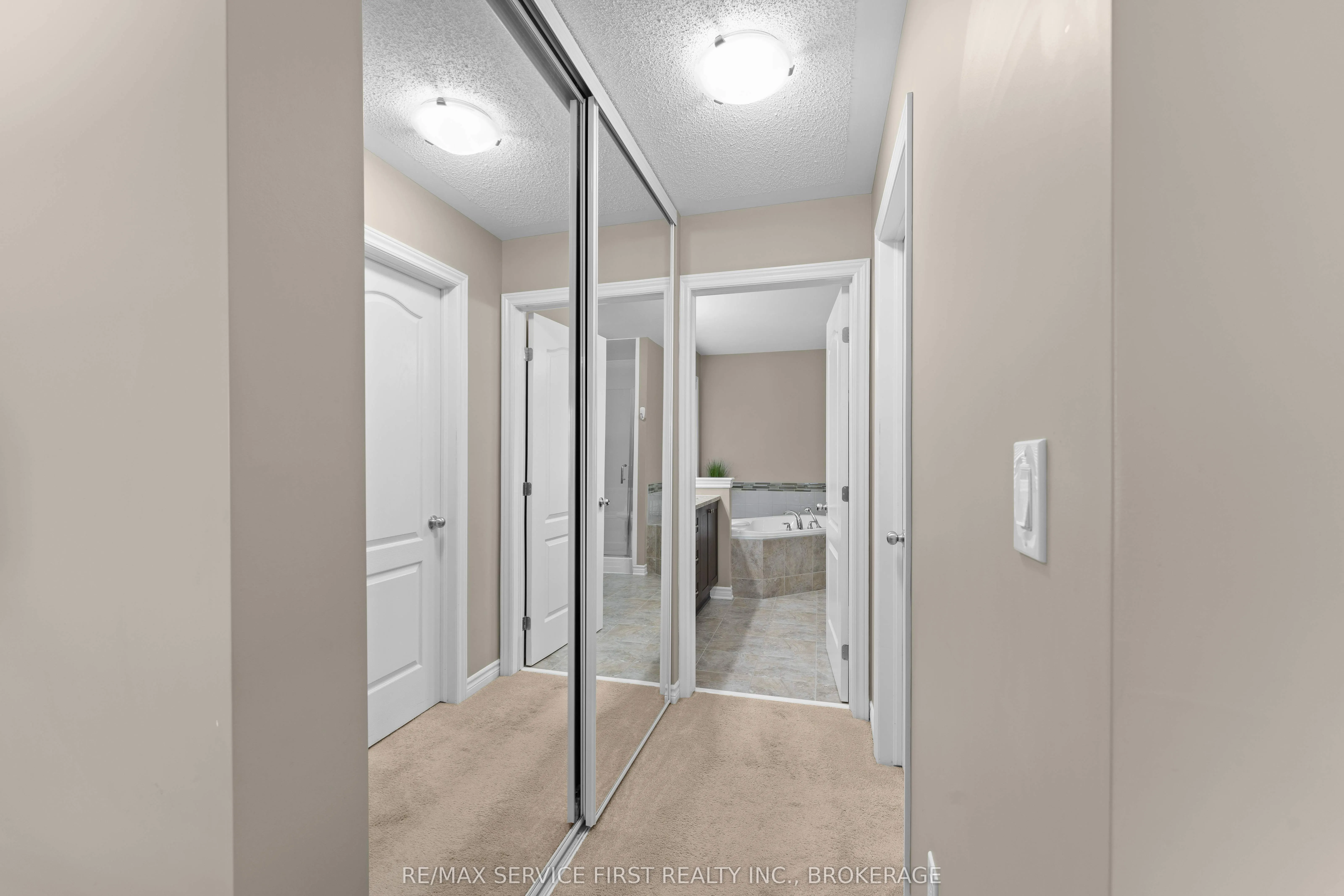 1134 ESCALA Crescent