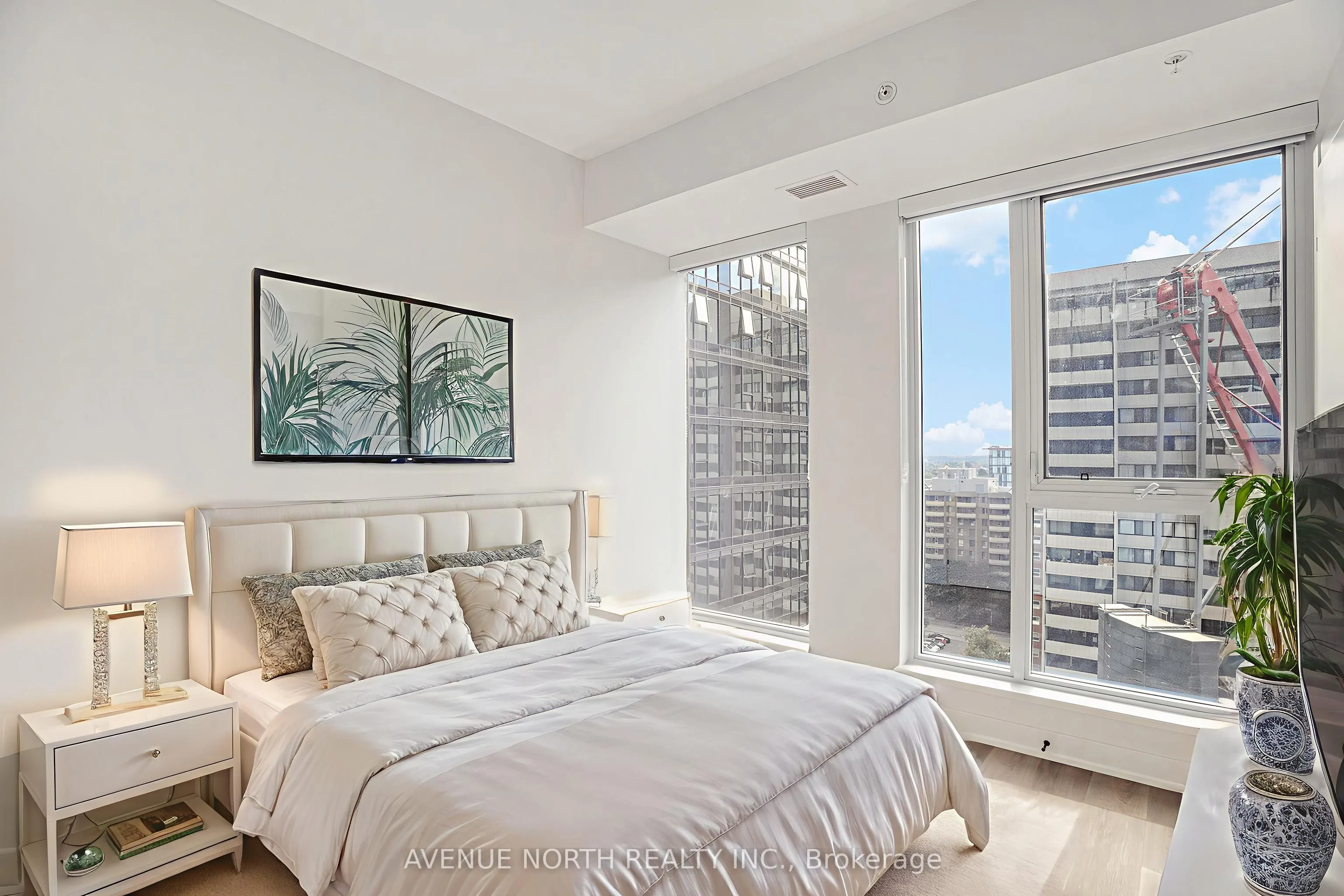 400 albert Street, #1202