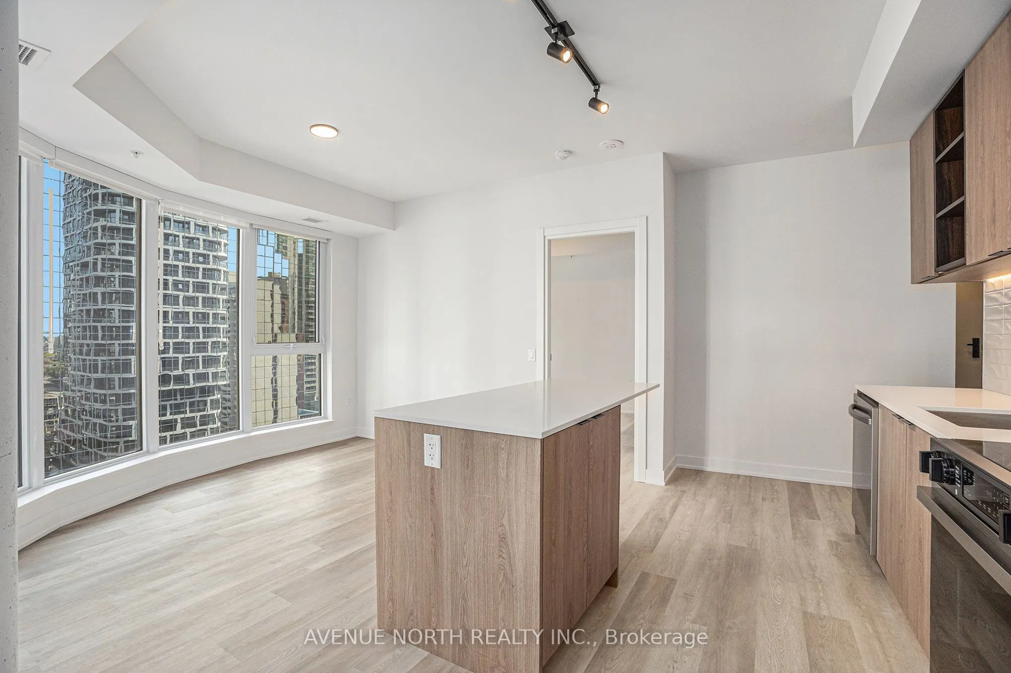 400 albert Street, #1208