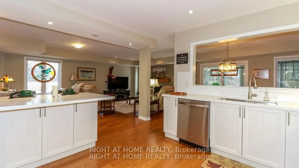 28 Masters Crescent