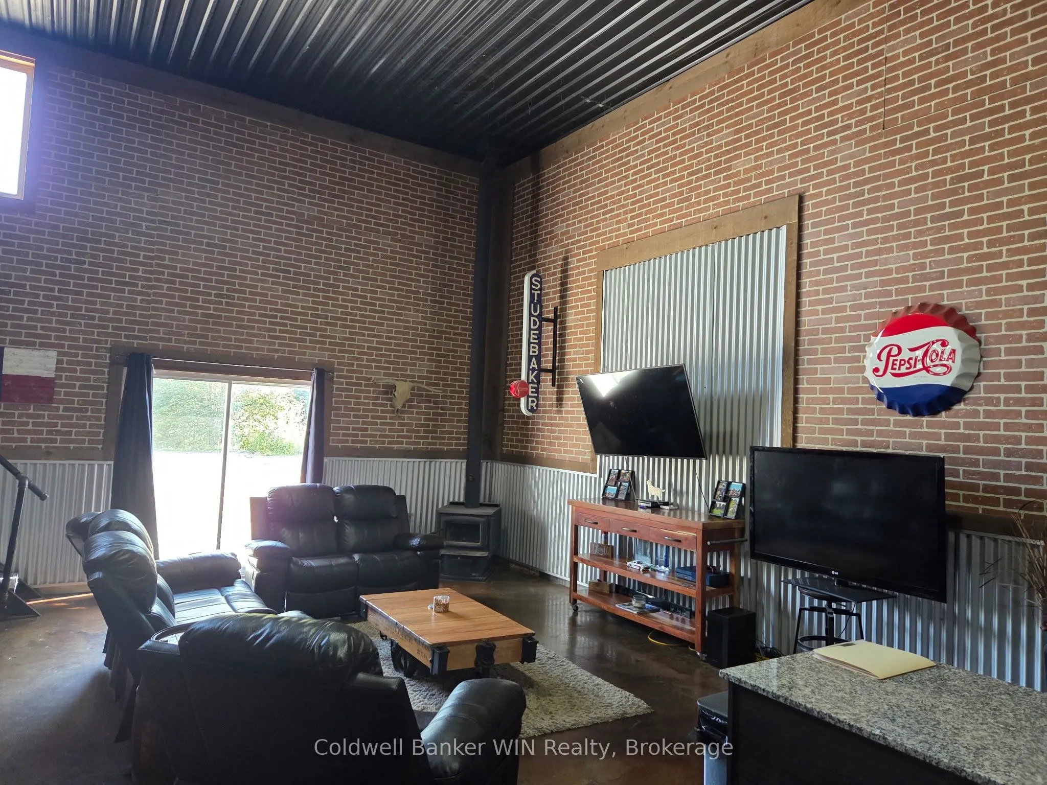 9103 Highway 6