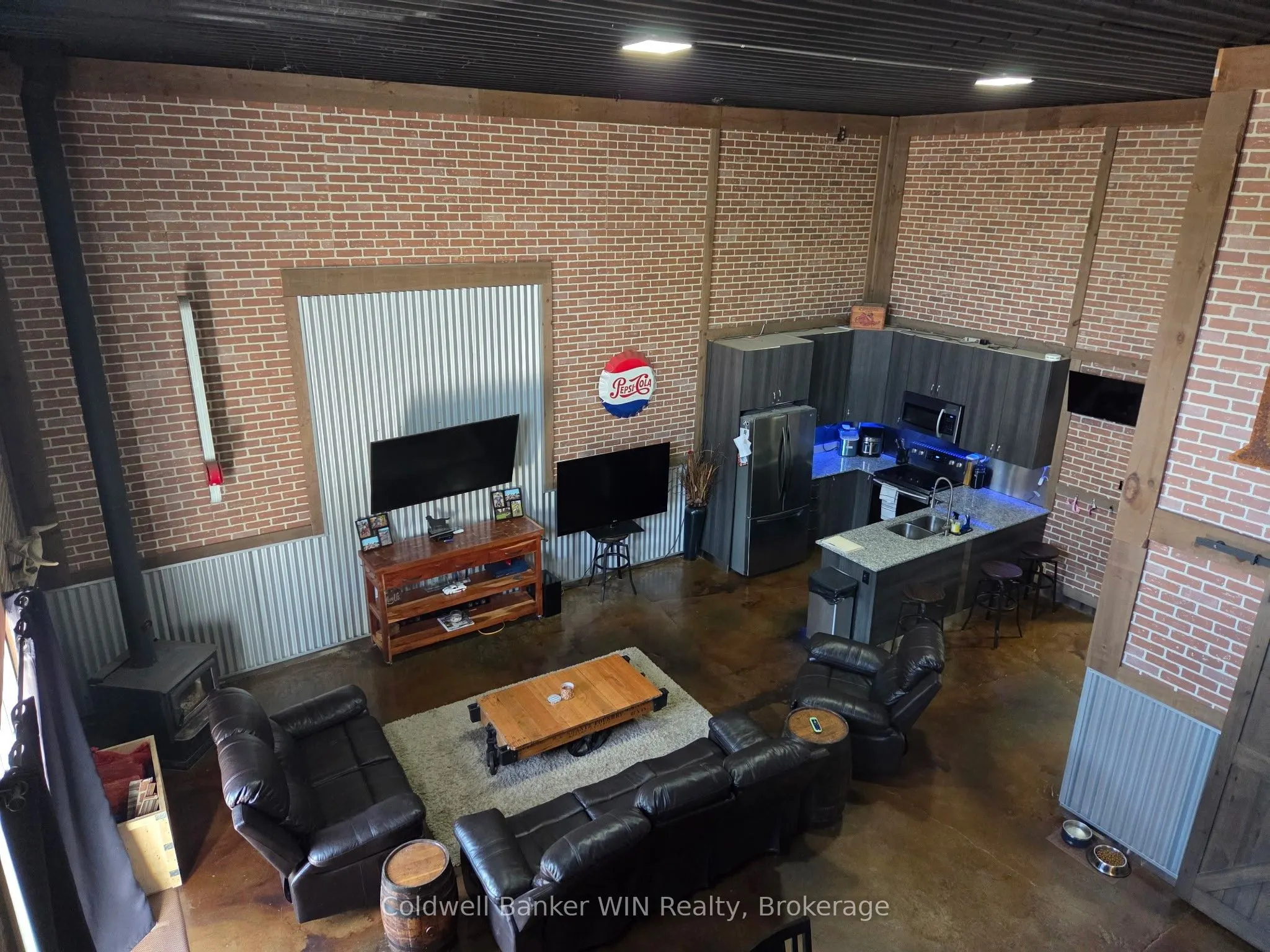 9103 Highway 6