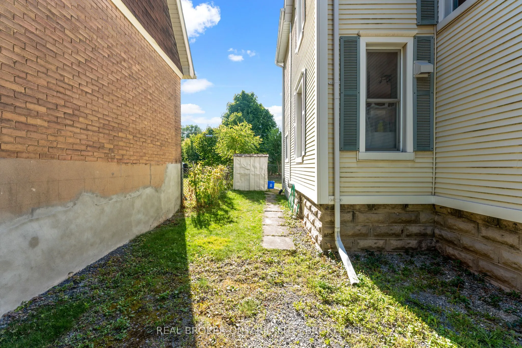 328 Collingwood Street