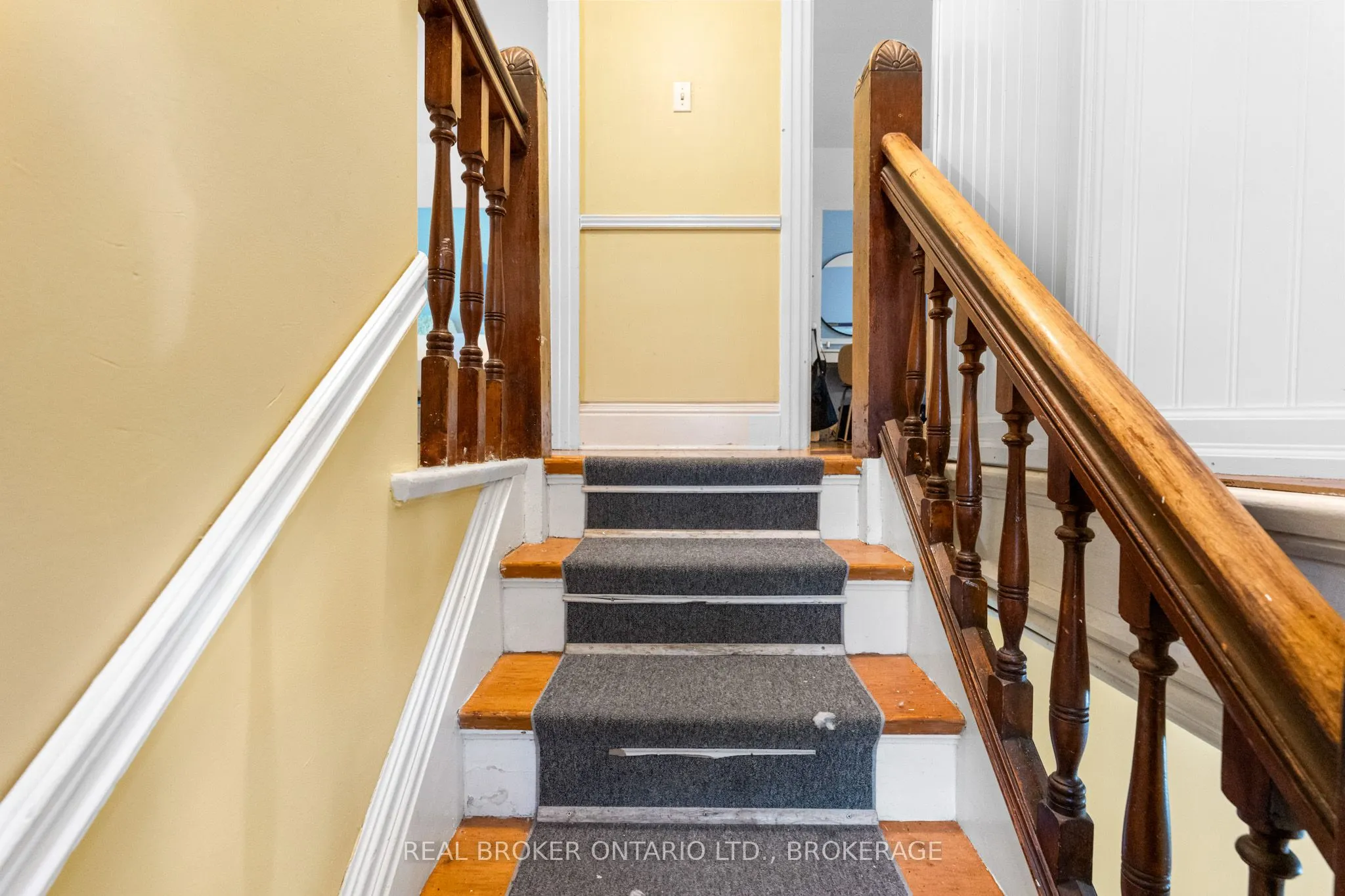 328 Collingwood Street