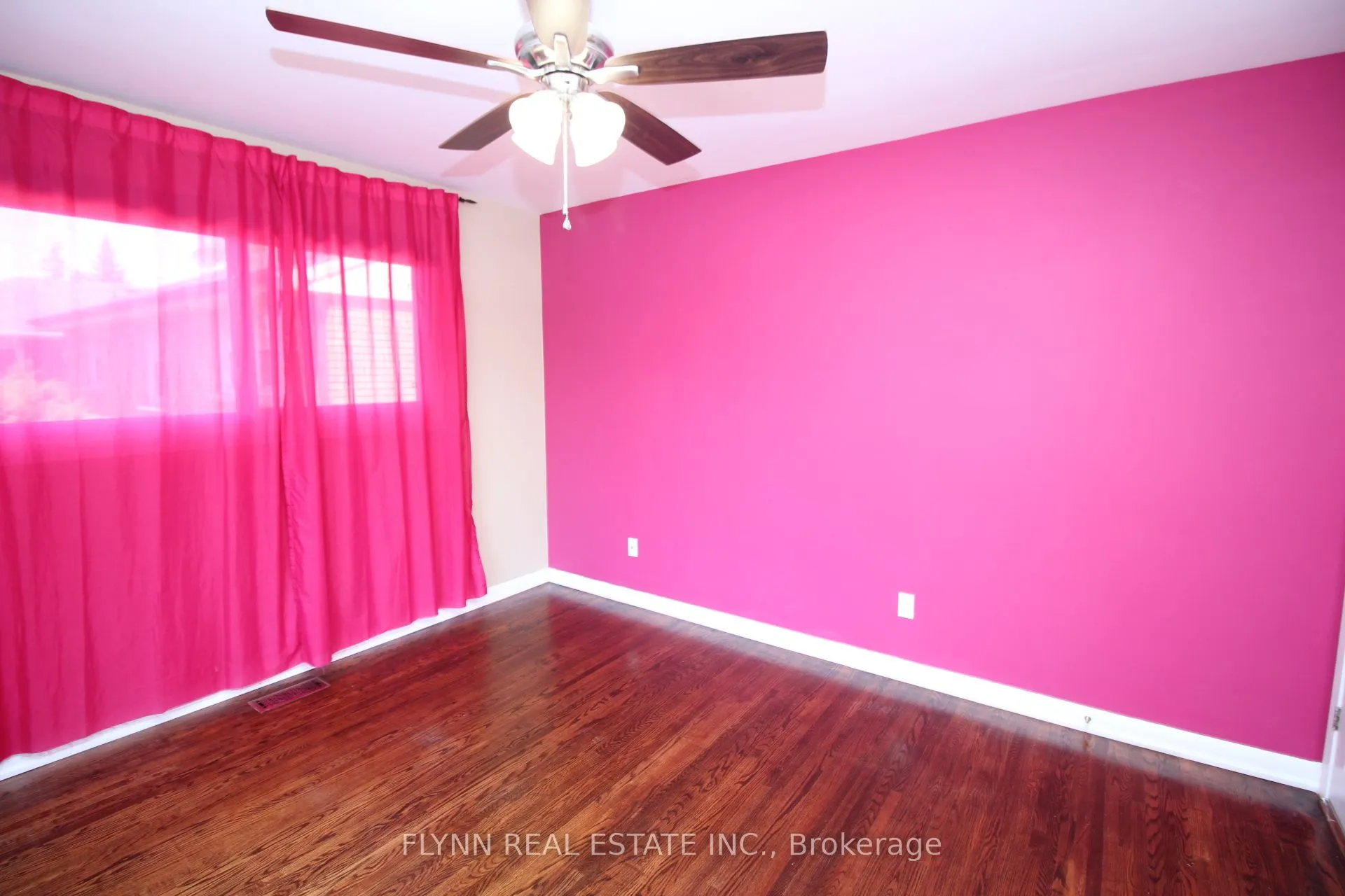 7139 WARDEN Avenue, #Upper