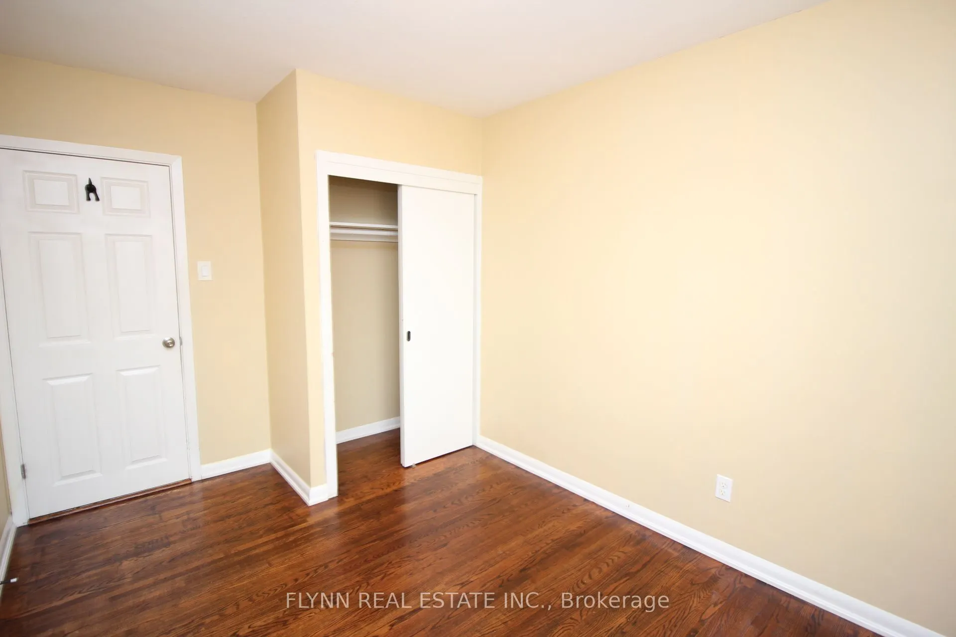 7139 WARDEN Avenue, #Upper