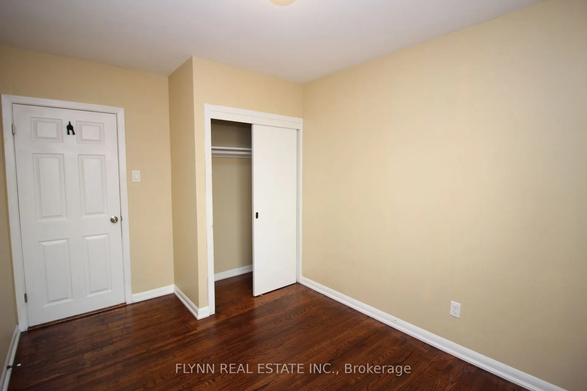 7139 WARDEN Avenue, #Upper