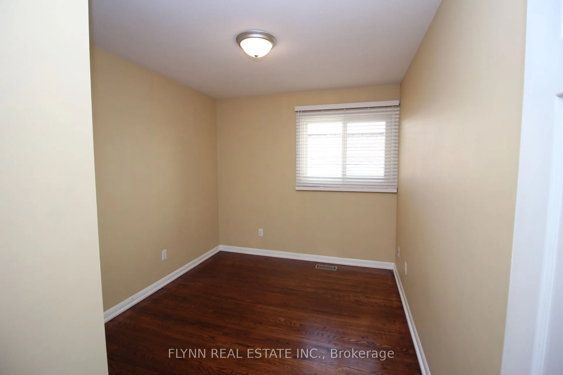 7139 WARDEN Avenue, #Upper