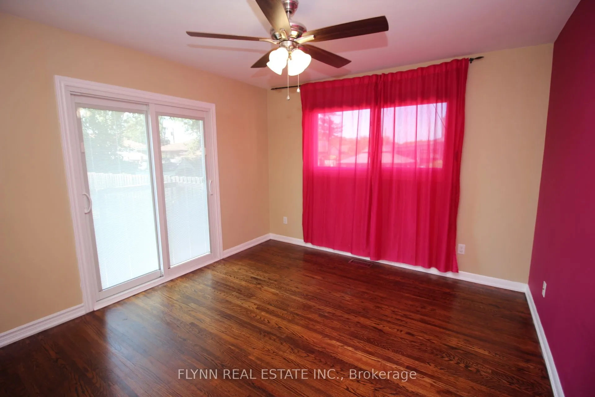 7139 WARDEN Avenue, #Upper