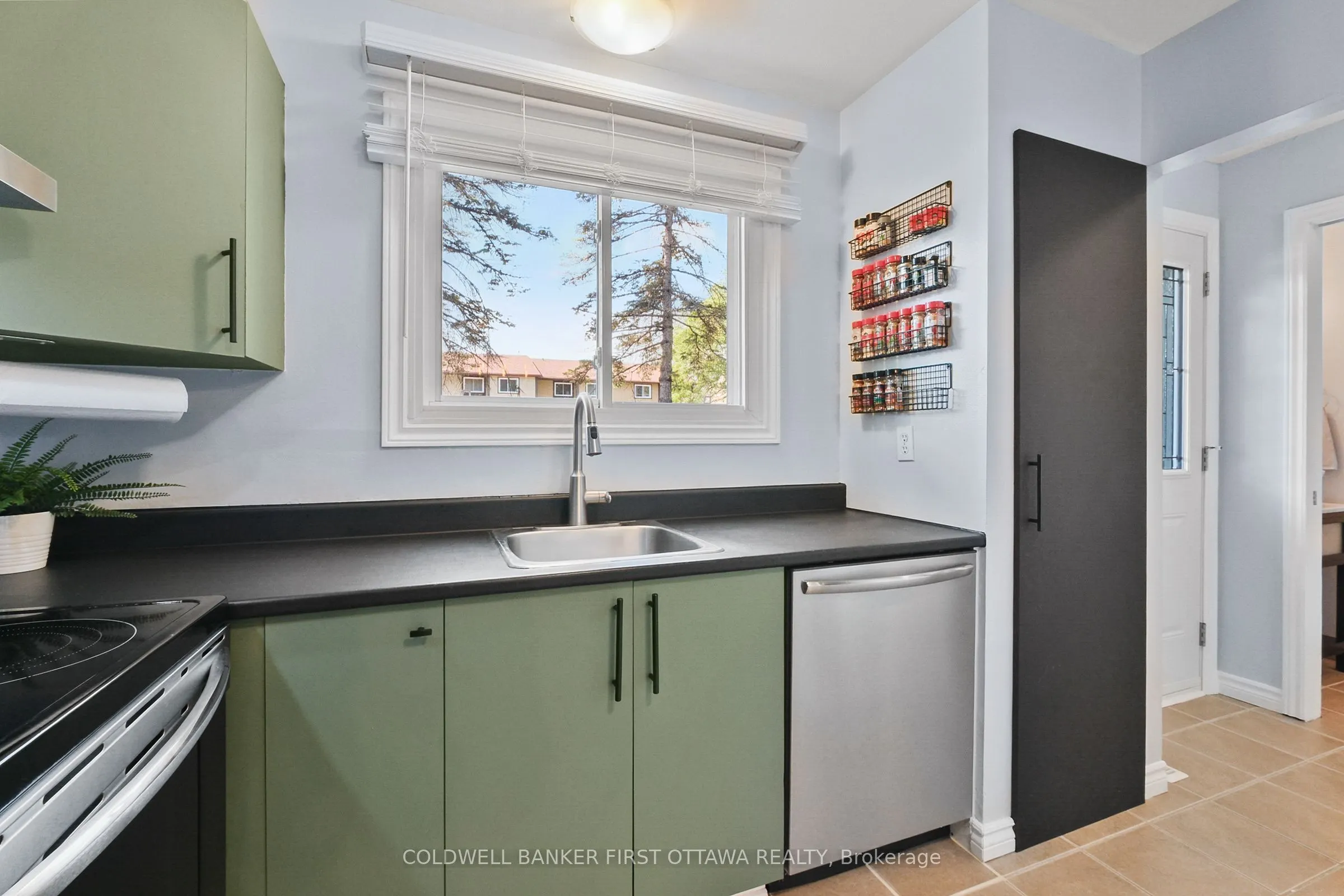 1351 Bakker Court, #88