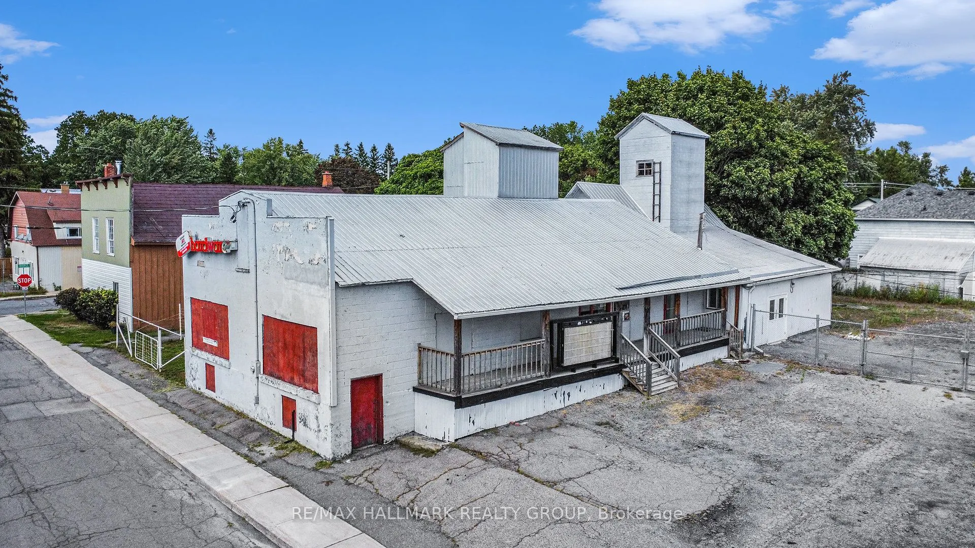 33 King Street