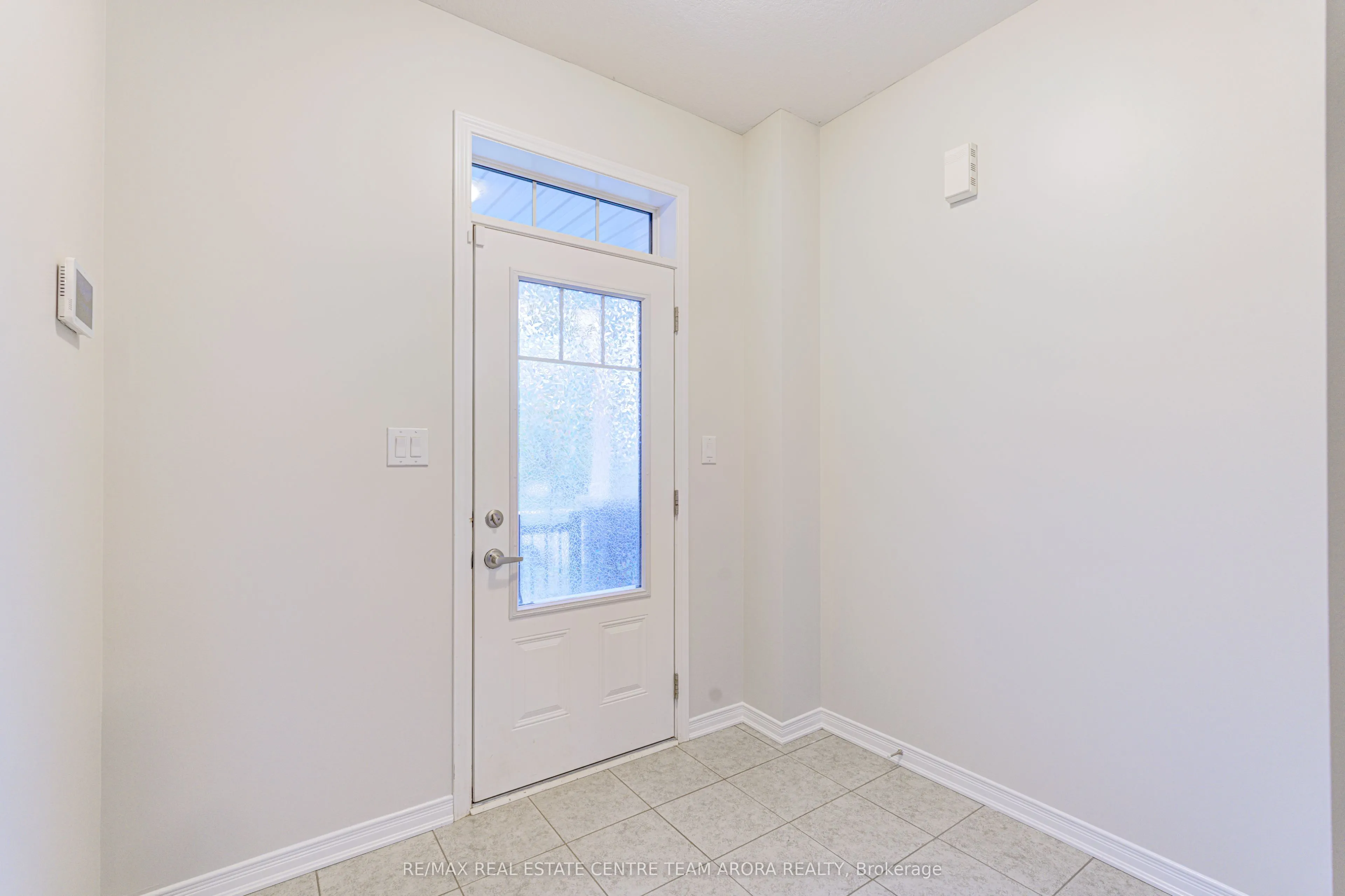 79 Oaktree Drive