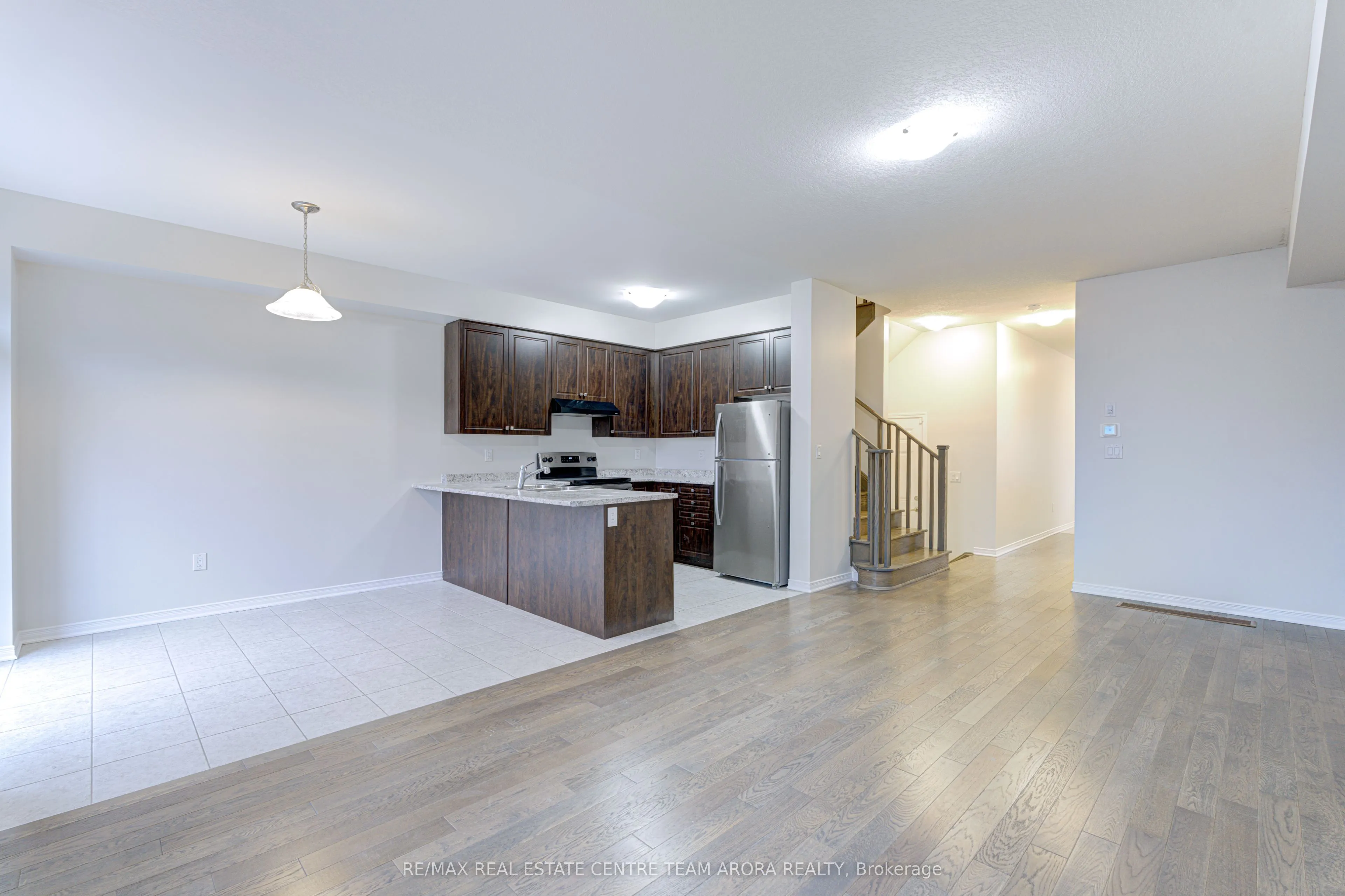 79 Oaktree Drive