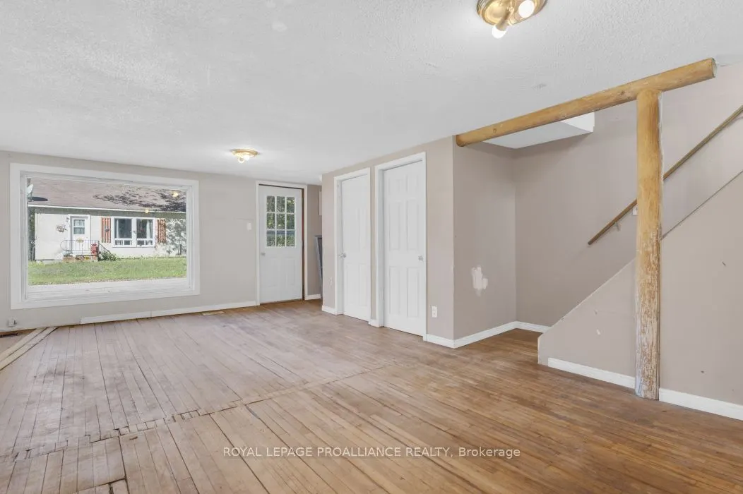 16 Glastonbury Road