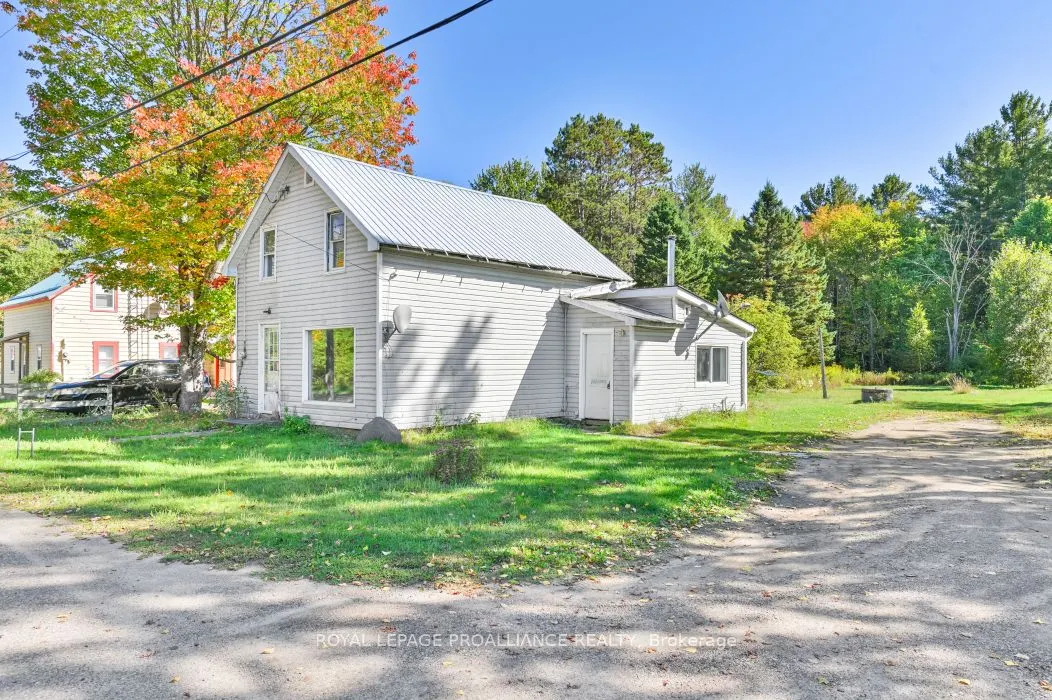 16 Glastonbury Road