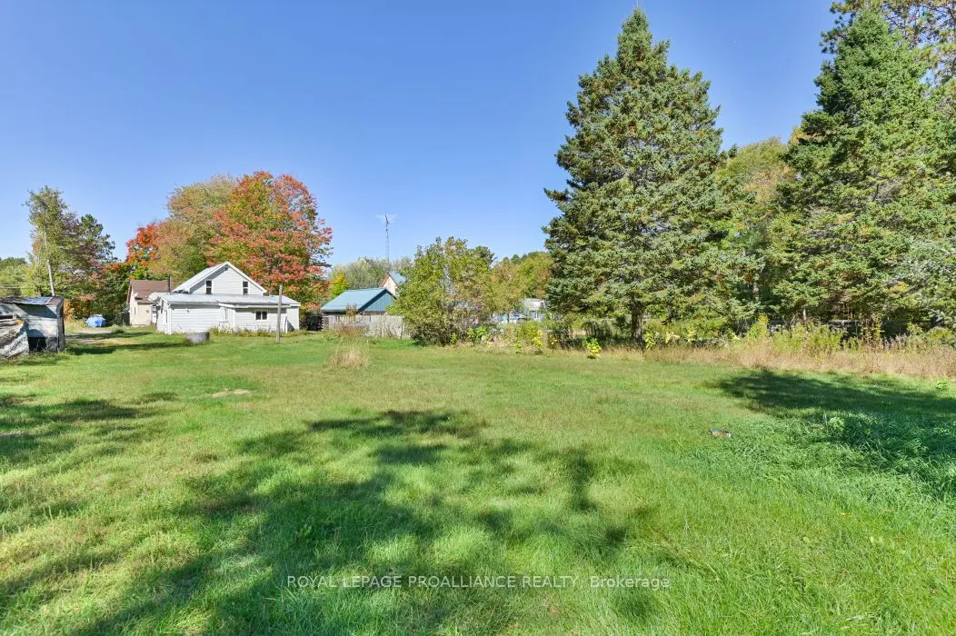 16 Glastonbury Road