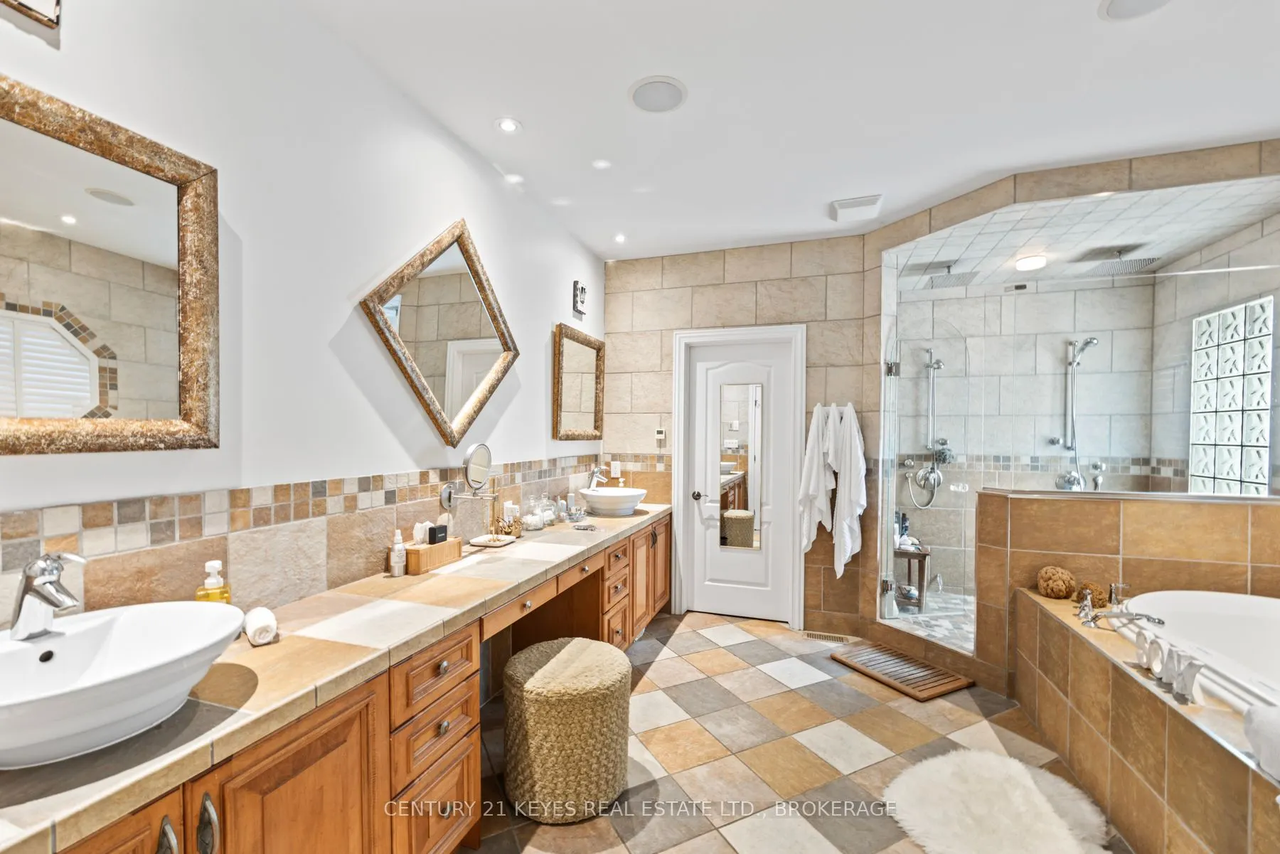 1160 Trailhead Place